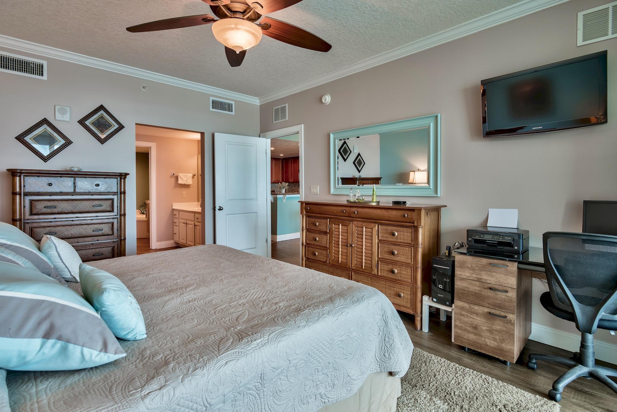 PALAZZO CONDOMINIUMS - Residential