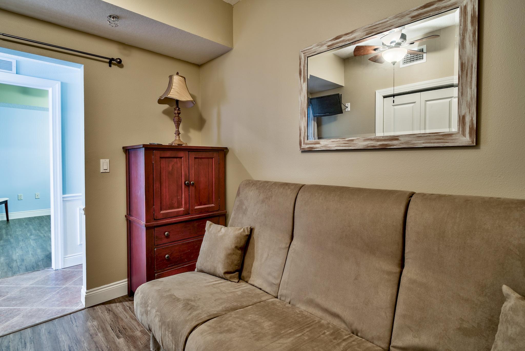 PALAZZO CONDOMINIUMS - Residential