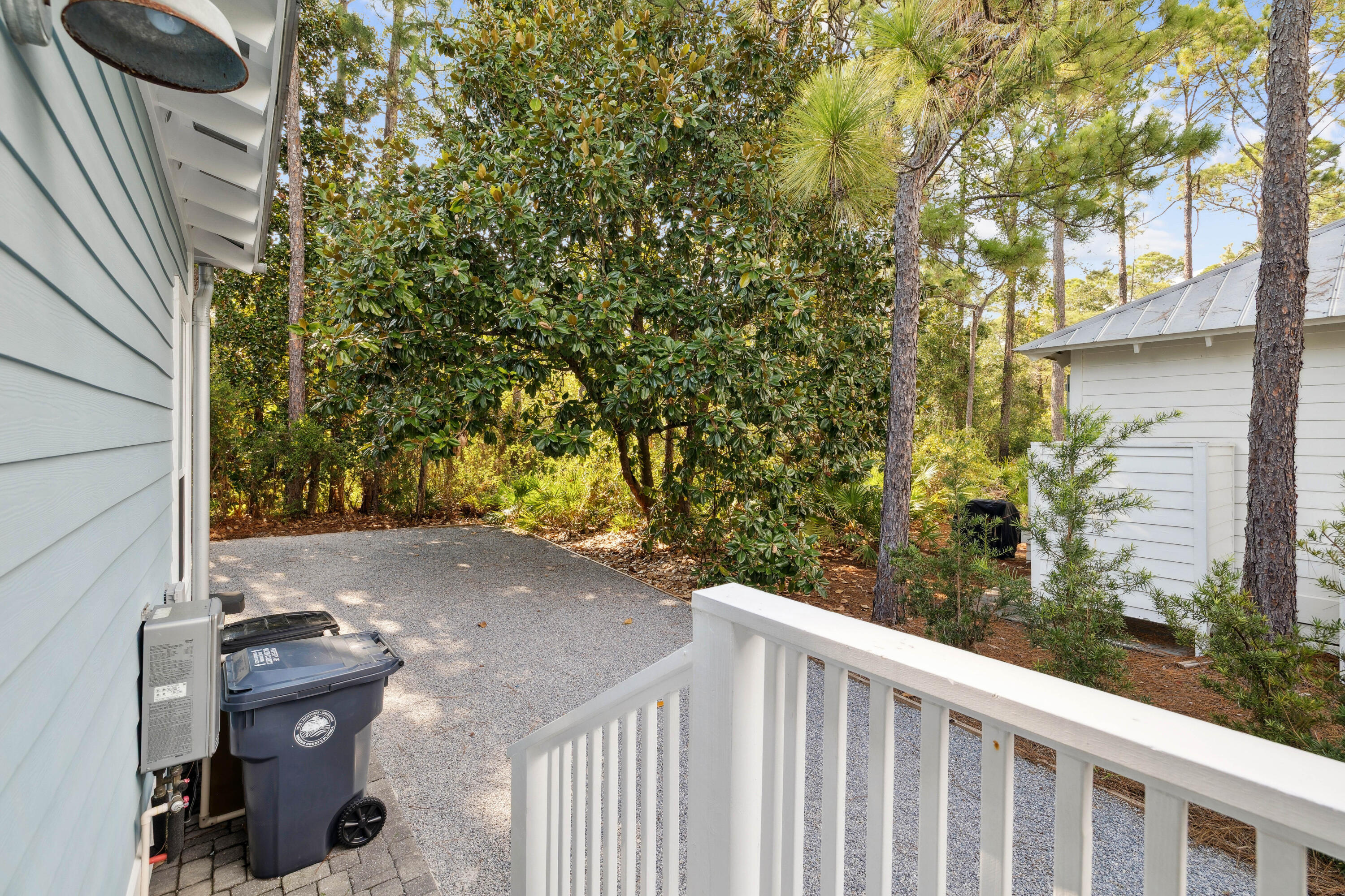 GROVE BY THE SEA - Residential