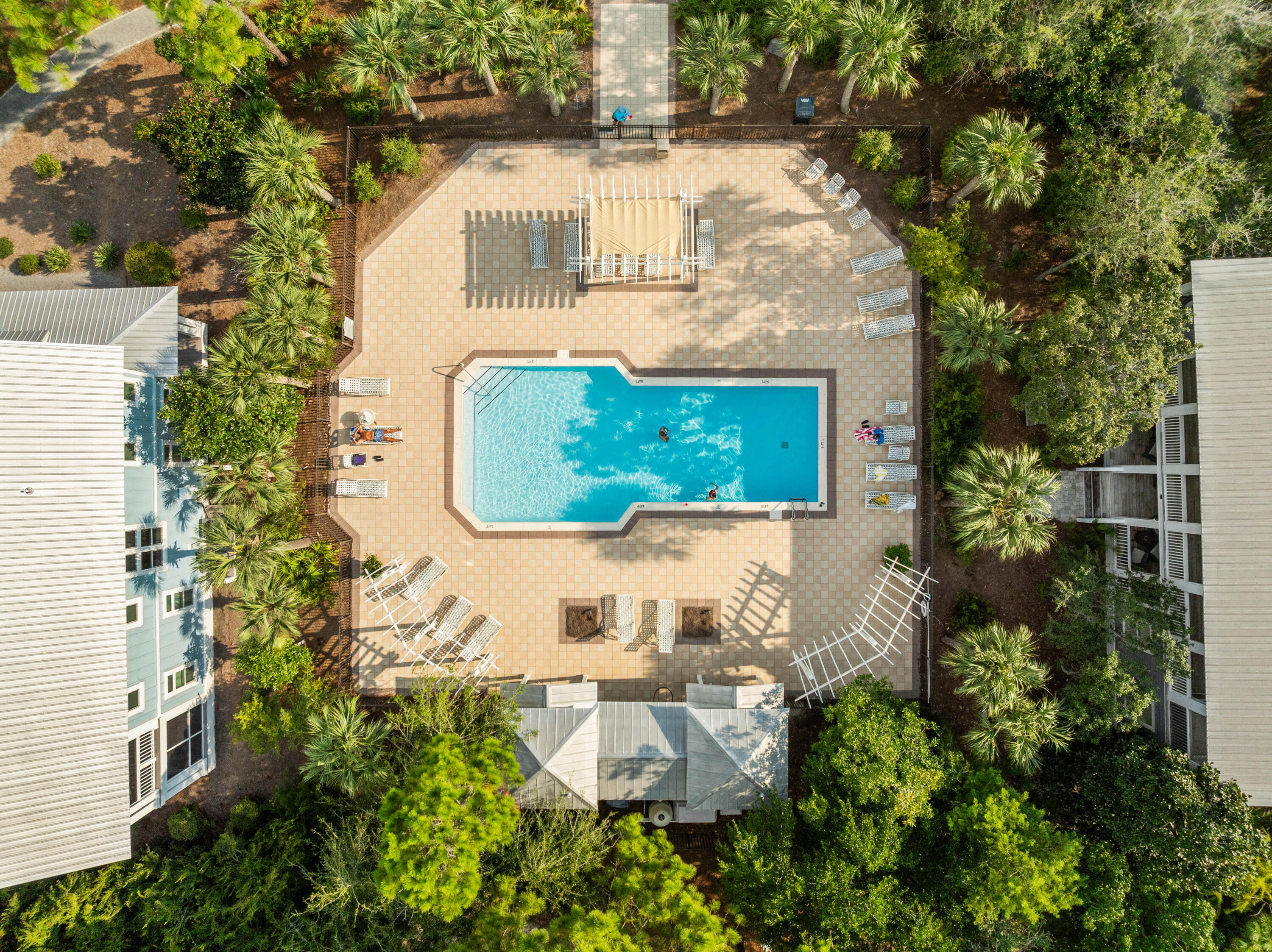 GROVE BY THE SEA - Residential