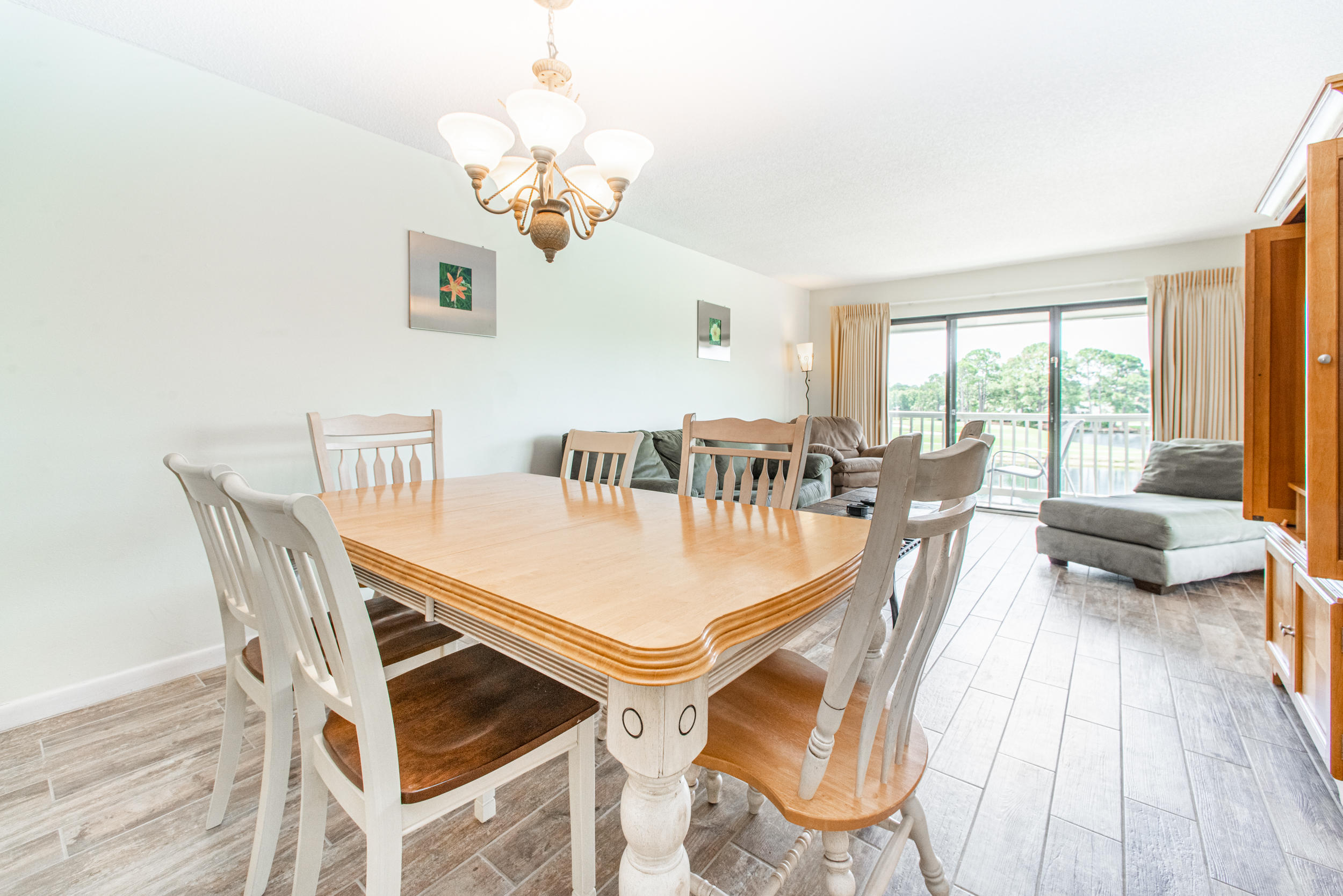 HARBOUR POINT CONDO - Residential