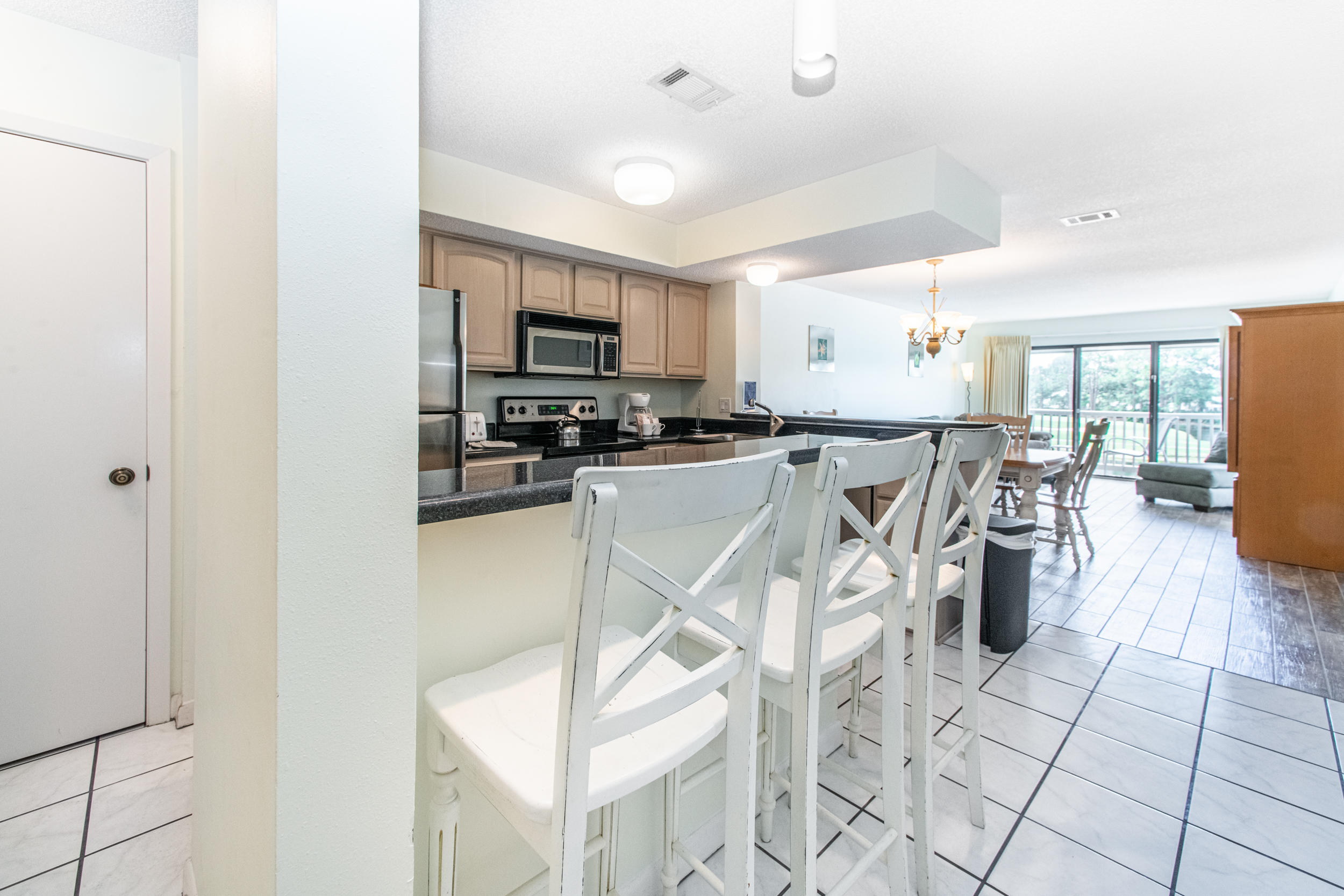 HARBOUR POINT CONDO - Residential