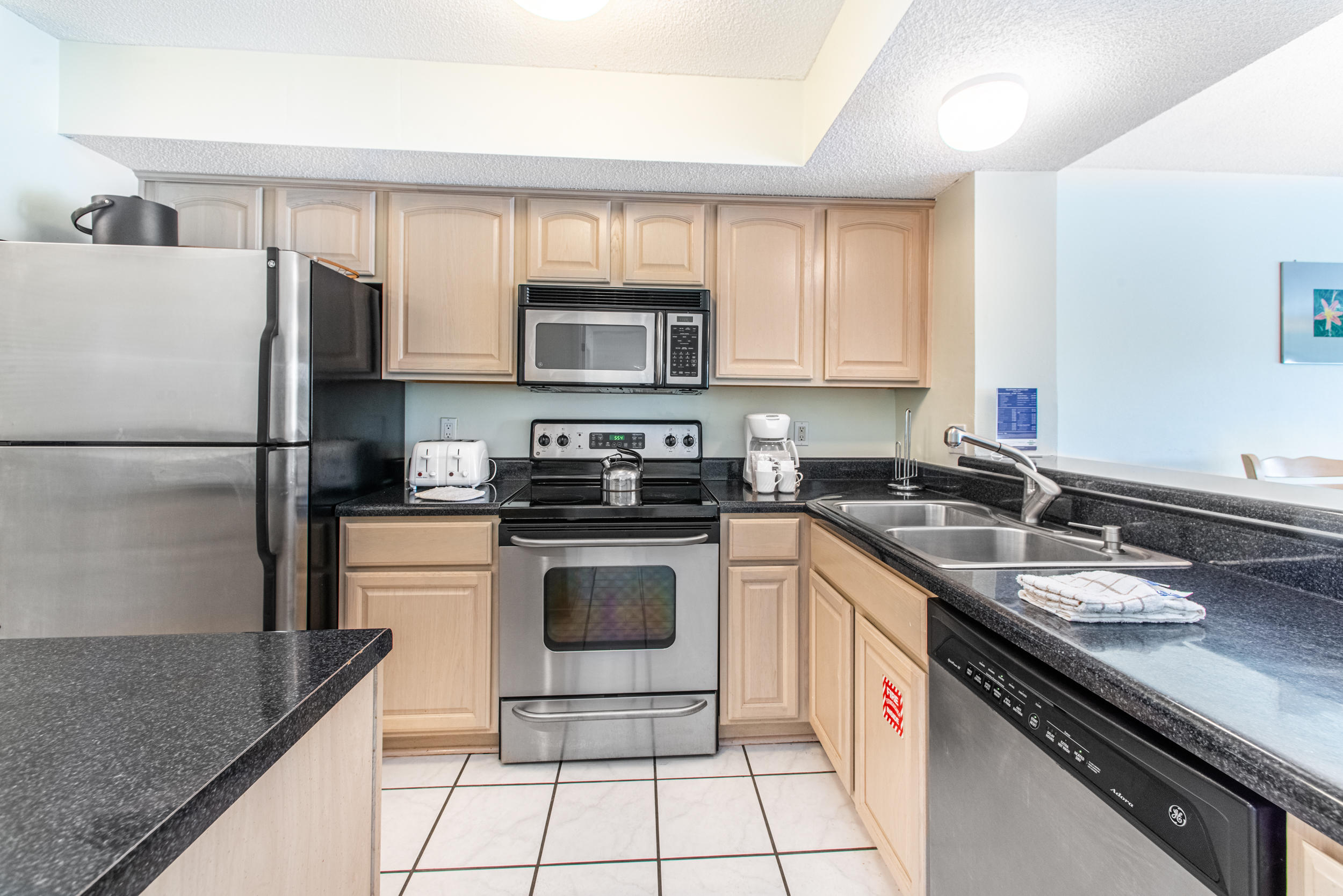 HARBOUR POINT CONDO - Residential