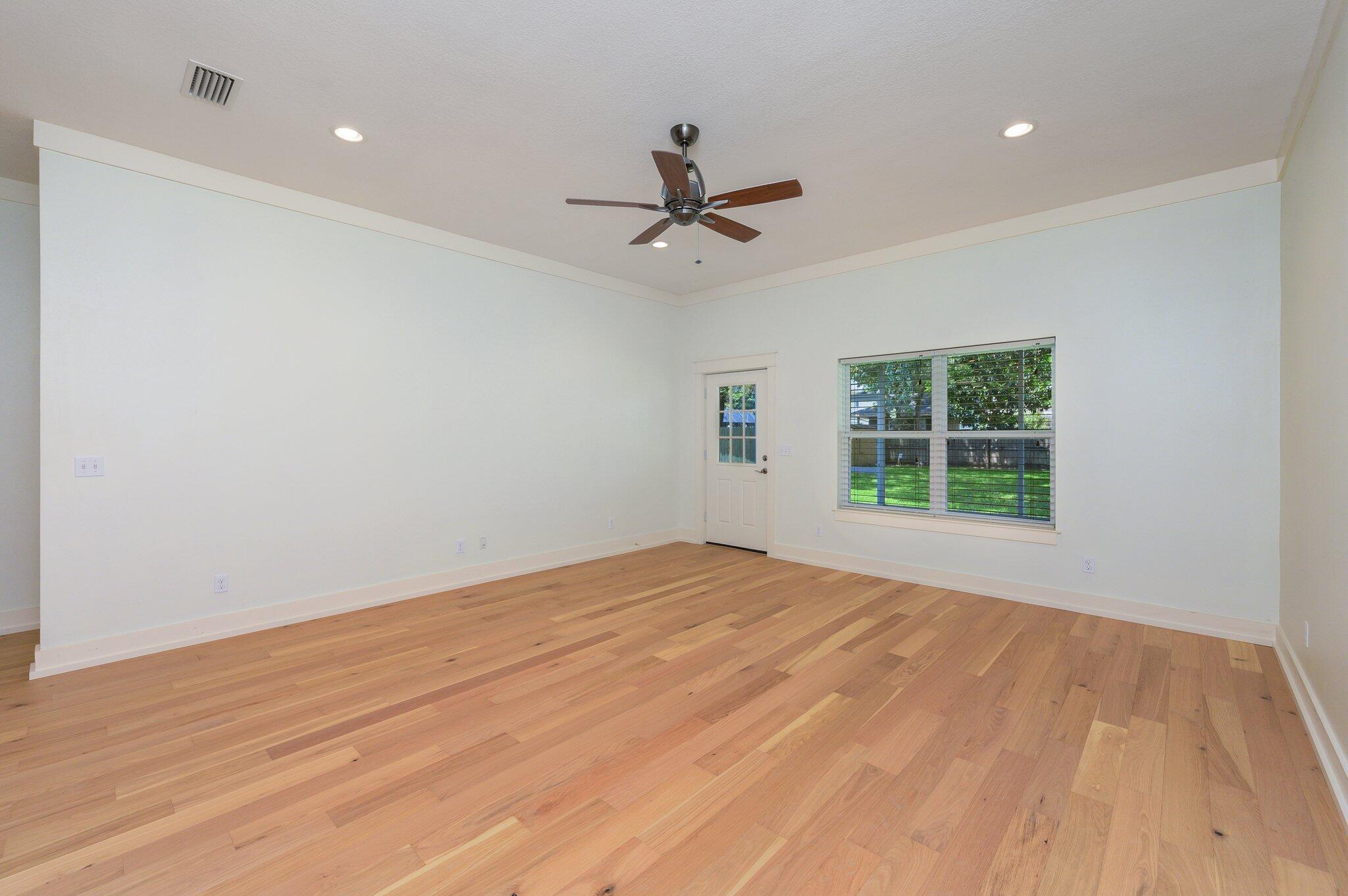 VALPARAISO PINECREST 2 - Residential