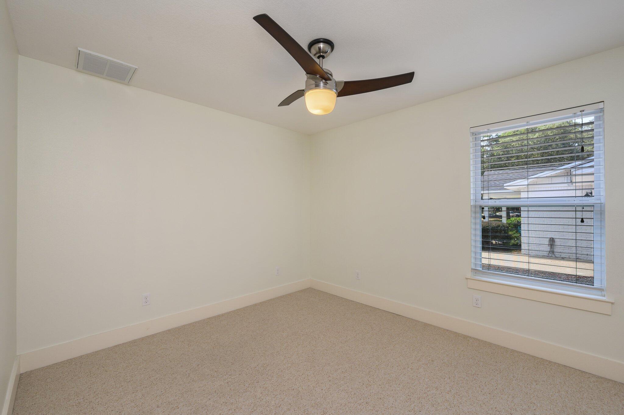 VALPARAISO PINECREST 2 - Residential