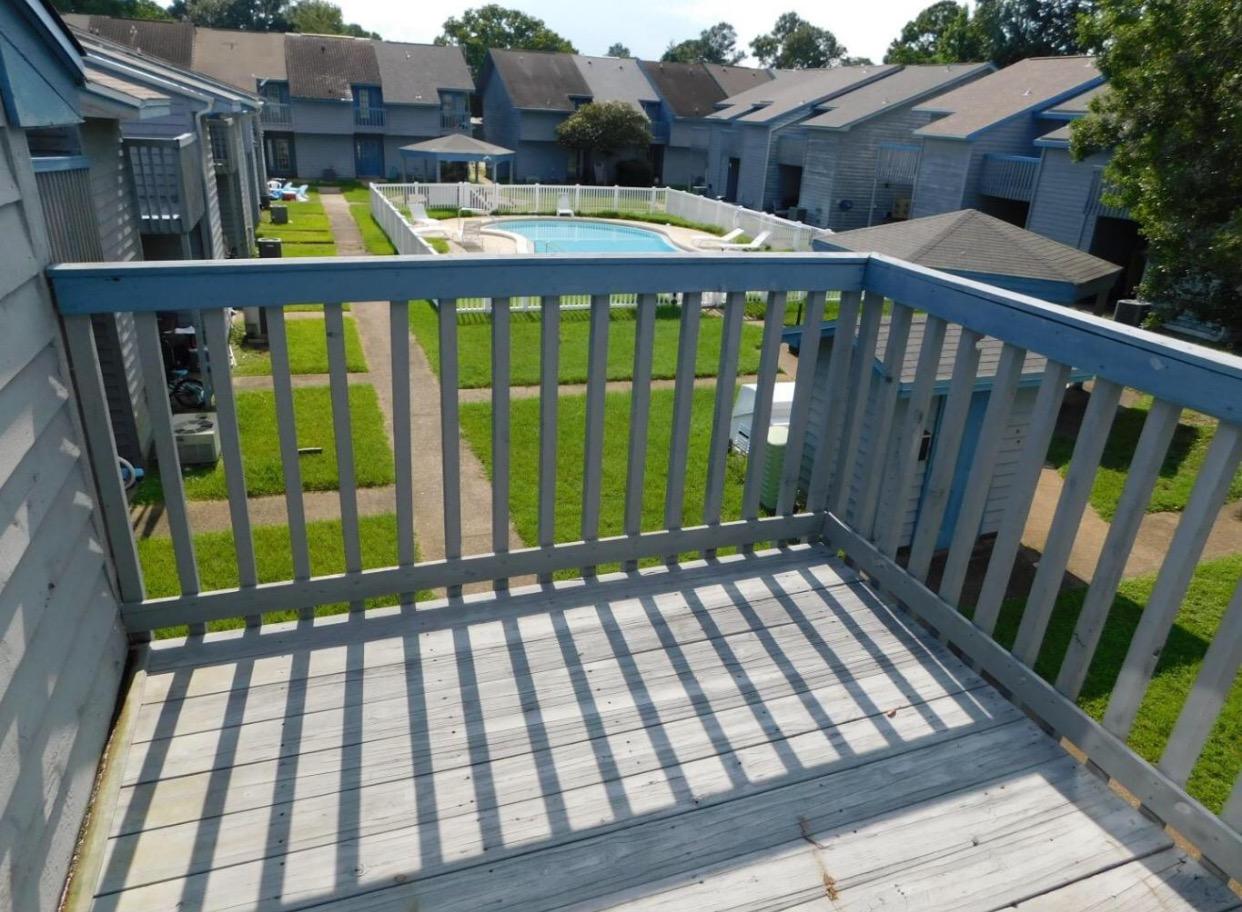 BROWNSVILLE STATION 3 - Residential Lease