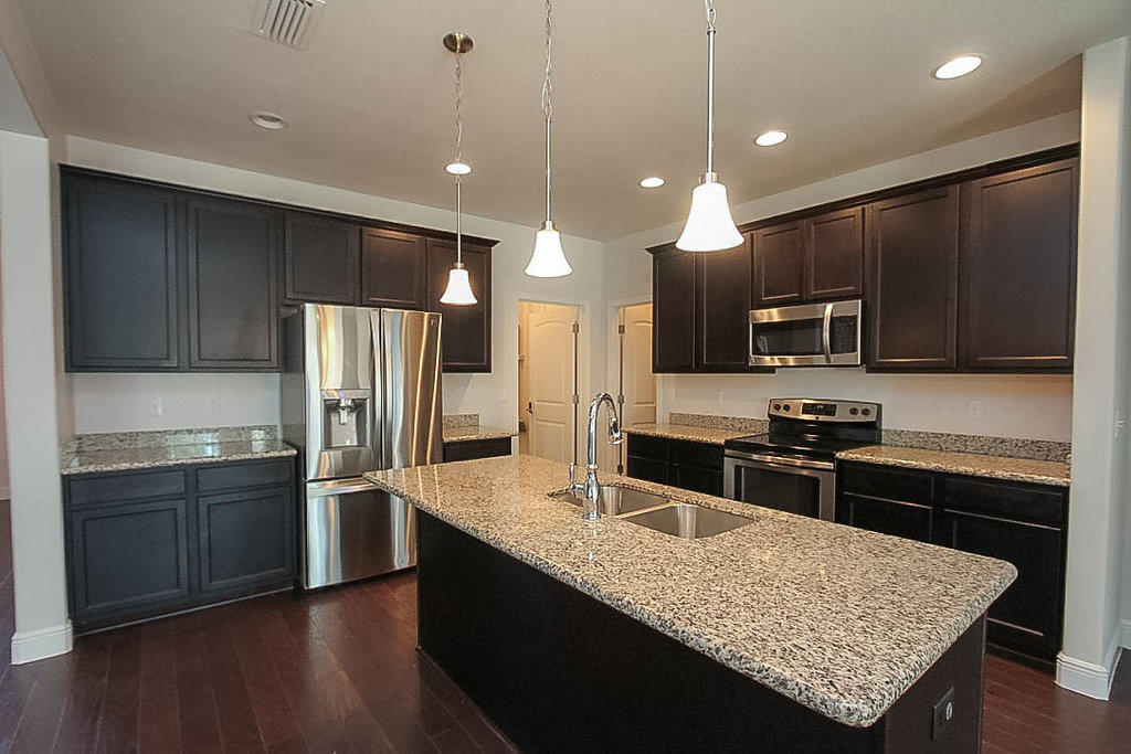 MAGNOLIA LAKE ESTATES PH 2 - Residential