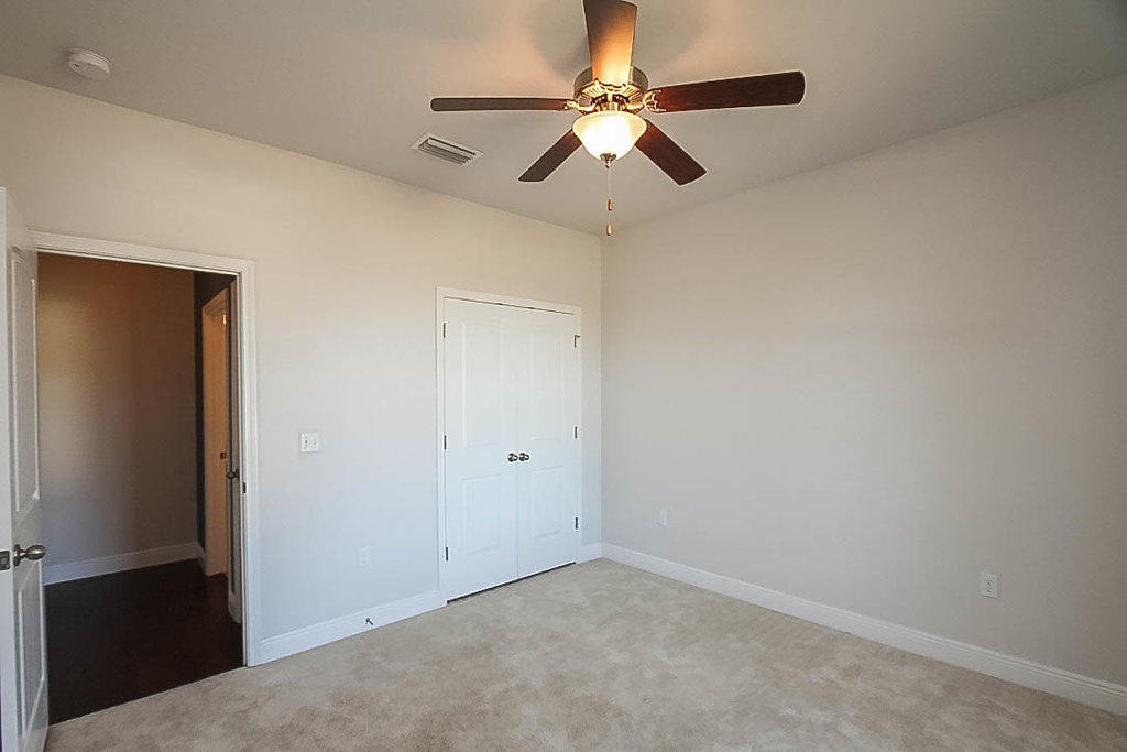 MAGNOLIA LAKE ESTATES PH 2 - Residential