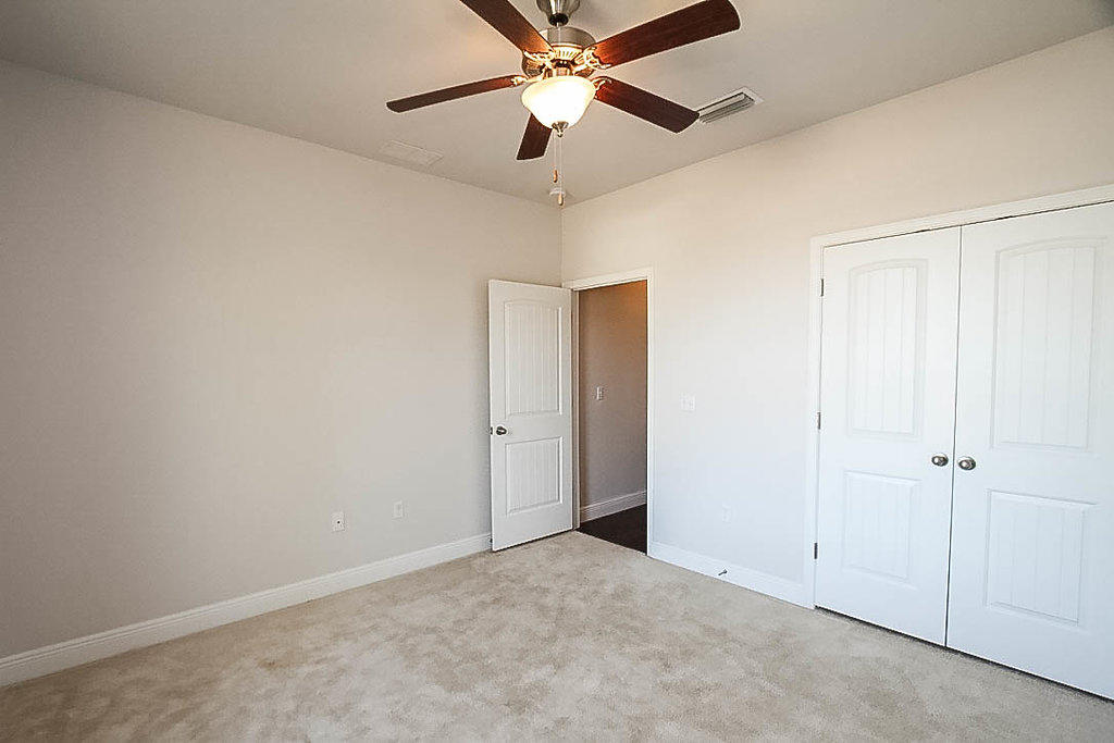 MAGNOLIA LAKE ESTATES PH 2 - Residential