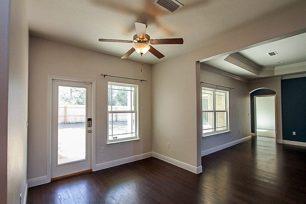 MAGNOLIA LAKE ESTATES PH 2 - Residential