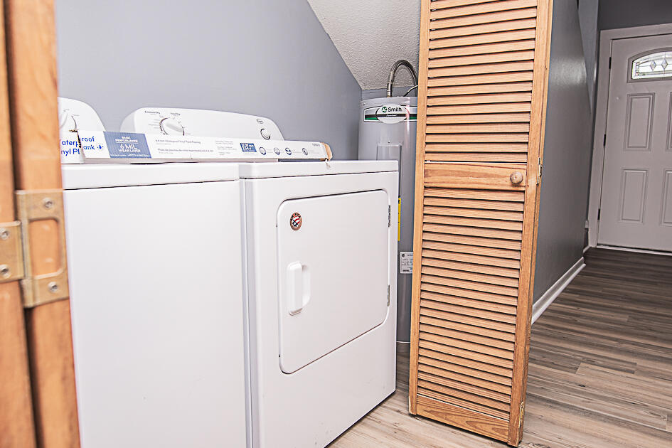 PEPPERTREE T/H - Residential Lease