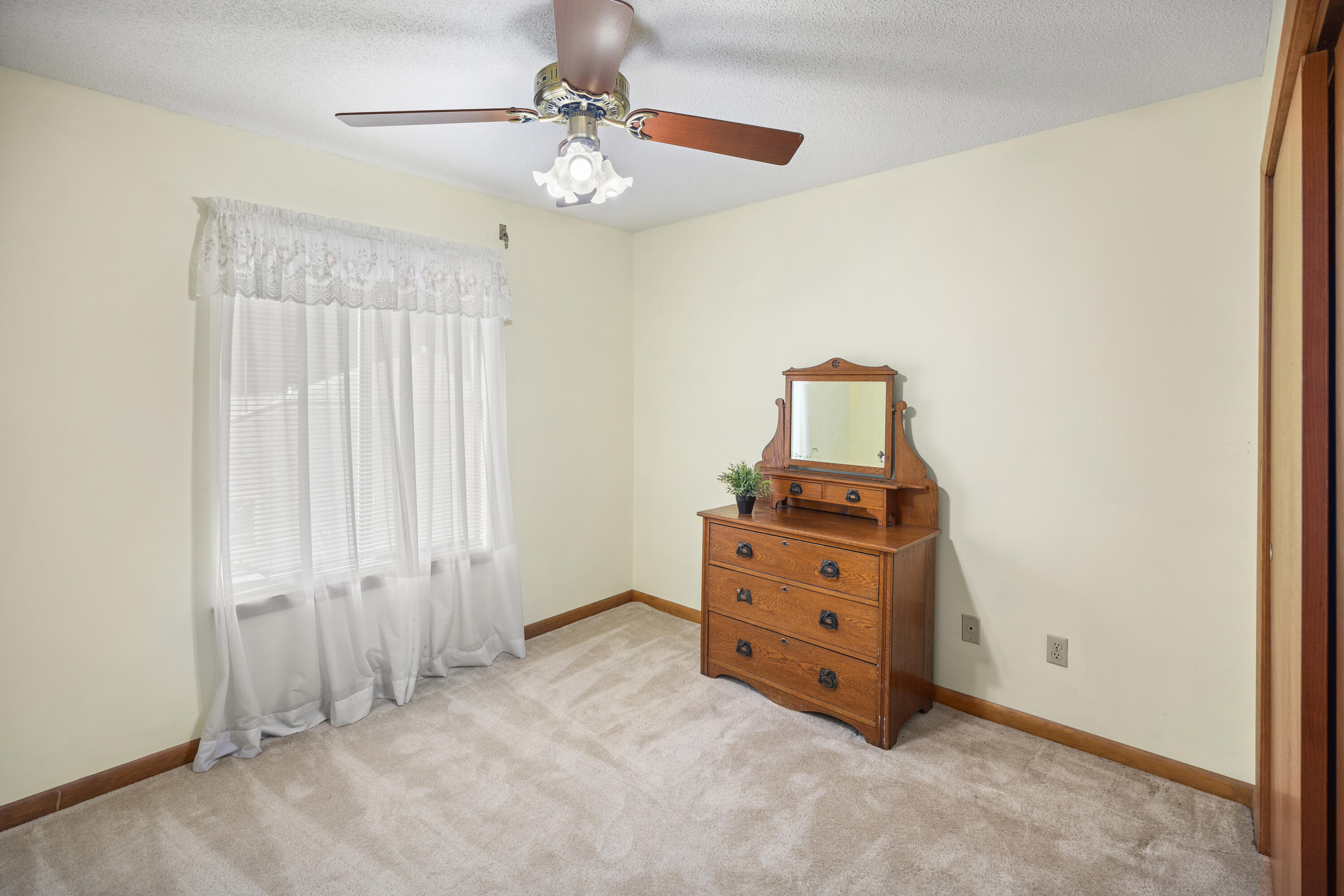 Lot 2, Rockywood PH 1 - Residential