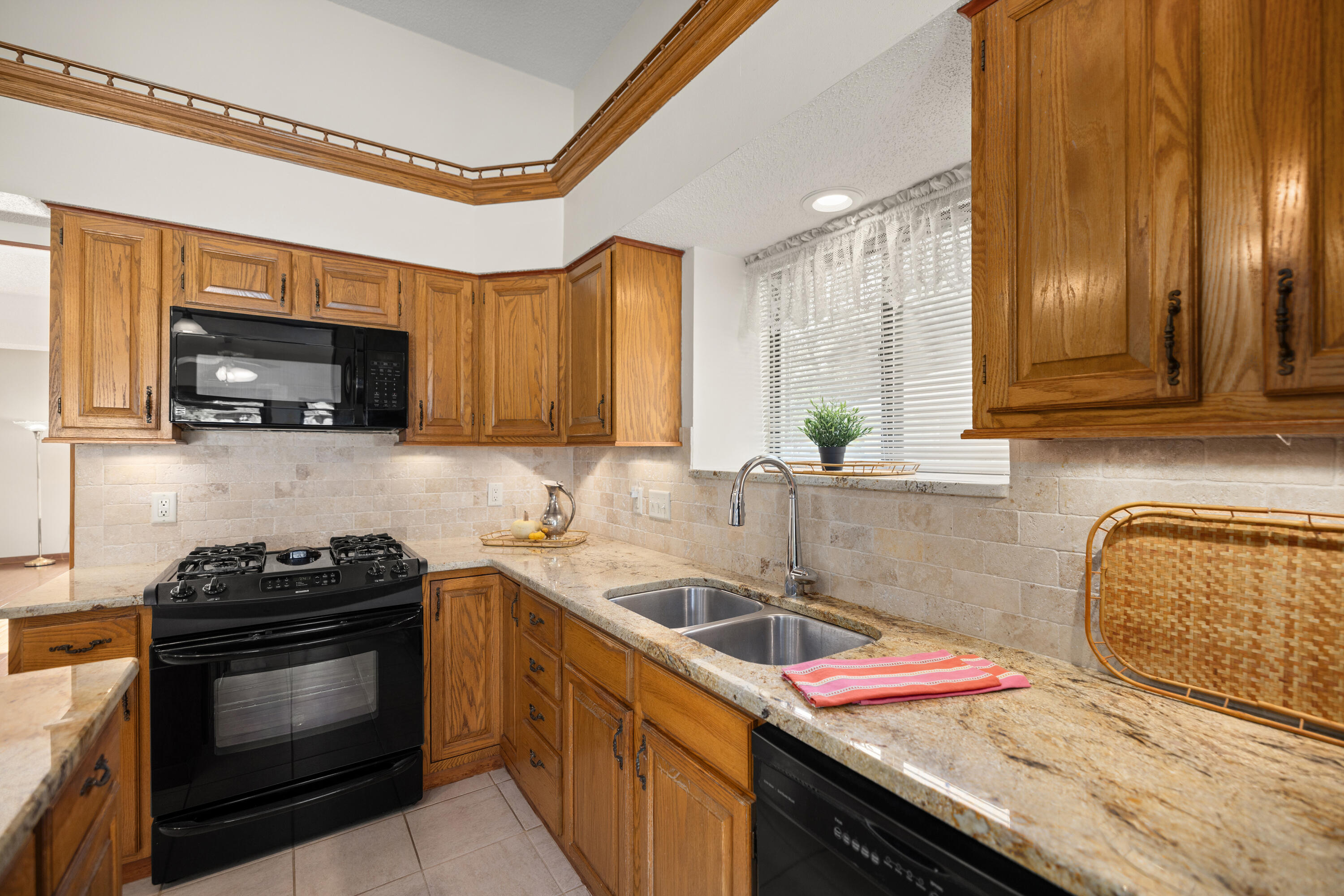 Lot 2, Rockywood PH 1 - Residential