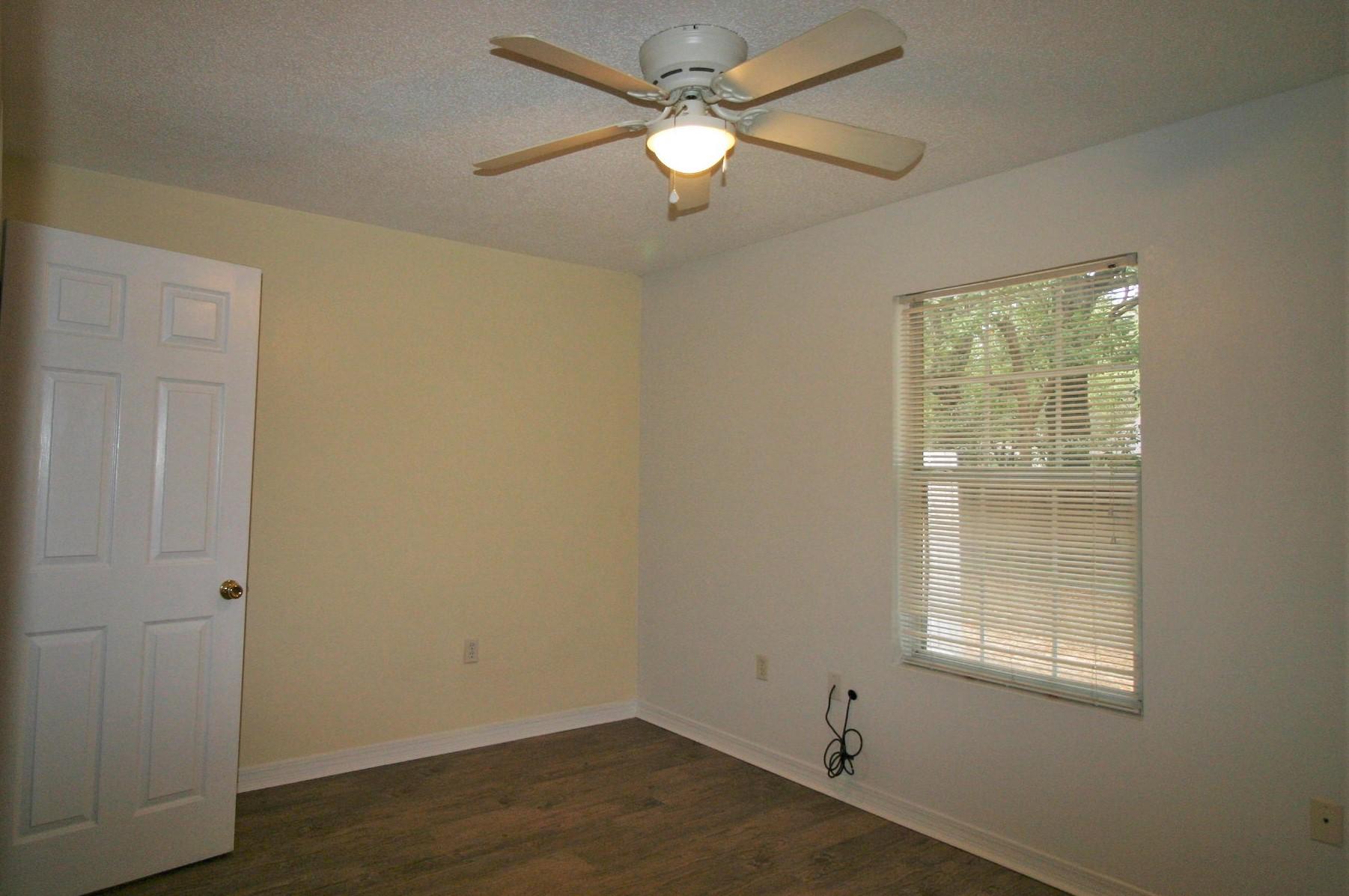 MORRIS ADDN TO CRESTVIEW - Residential Lease