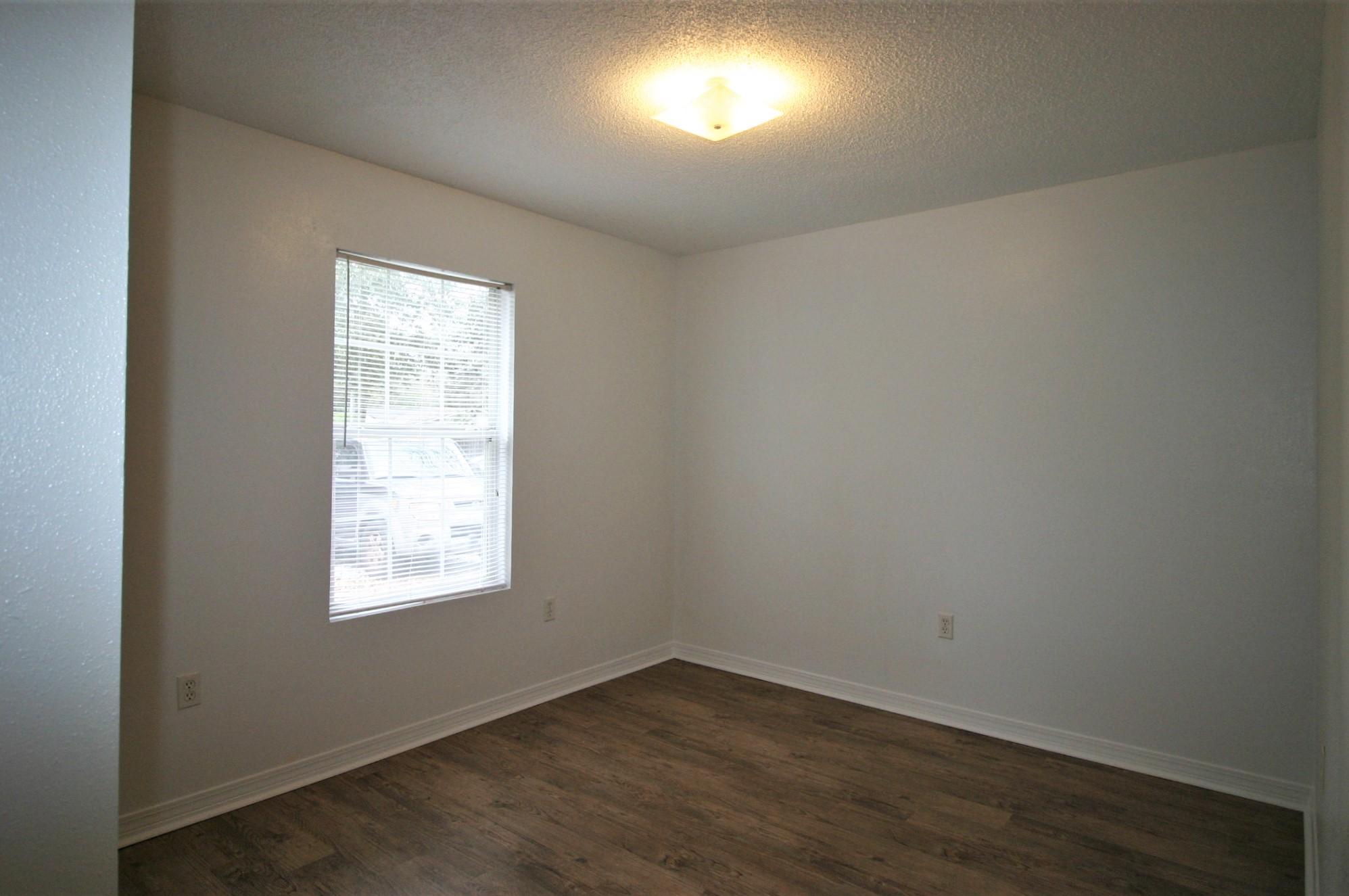 MORRIS ADDN TO CRESTVIEW - Residential Lease