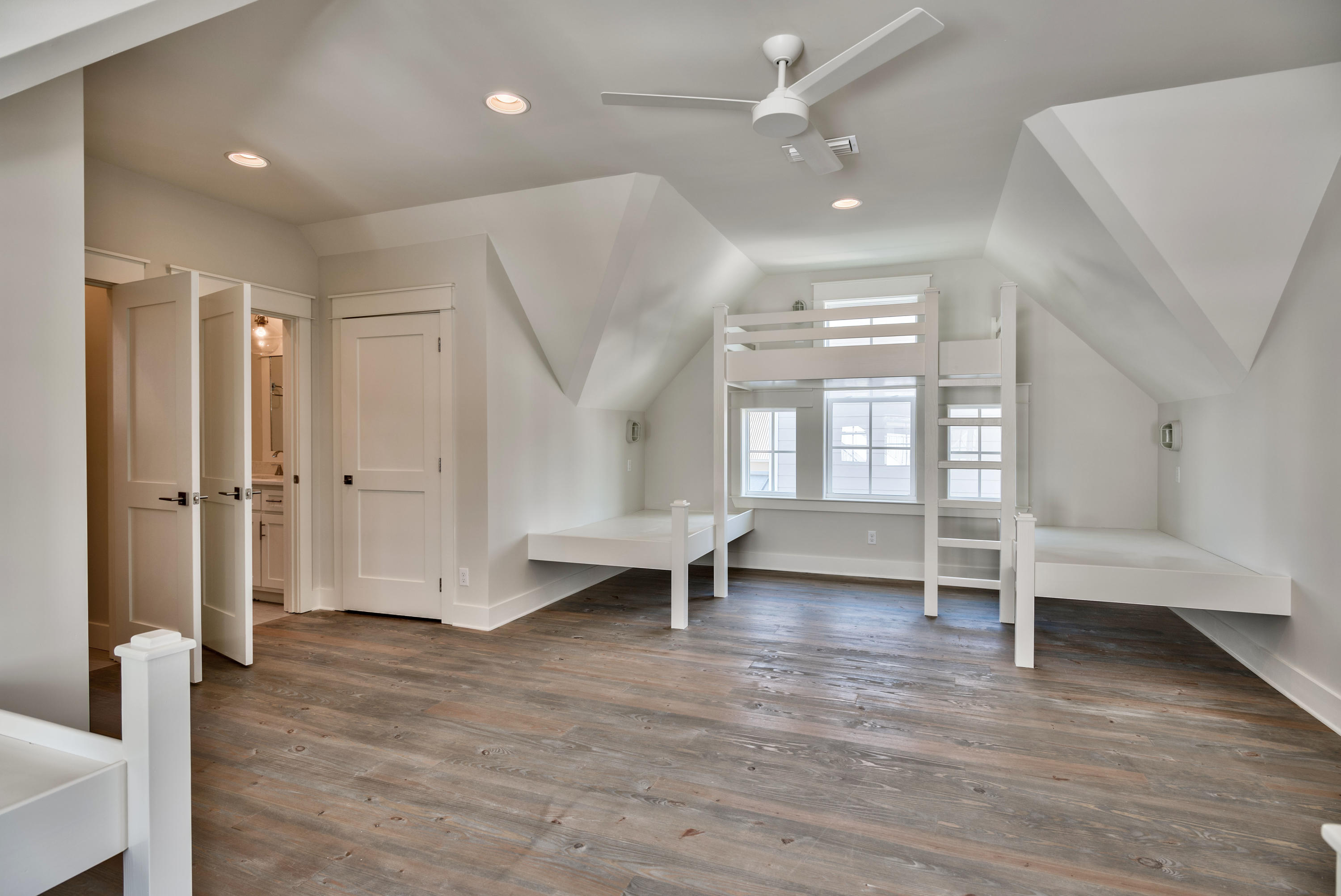 SEACREST BEACH - Residential