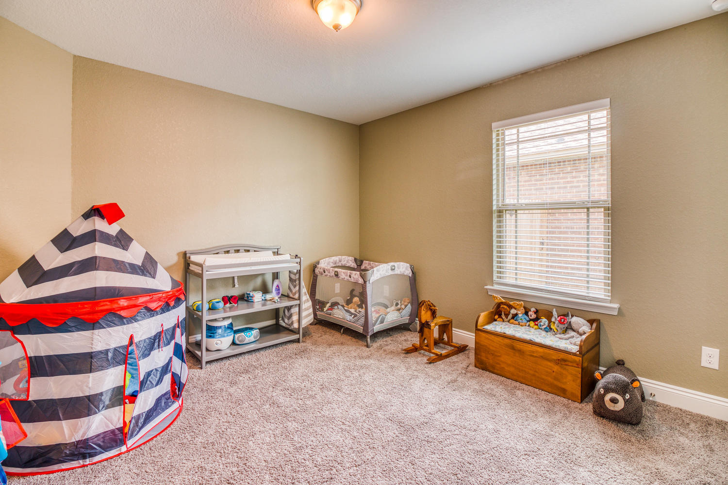 NAVARRE S/D 2ND ADDN - Residential