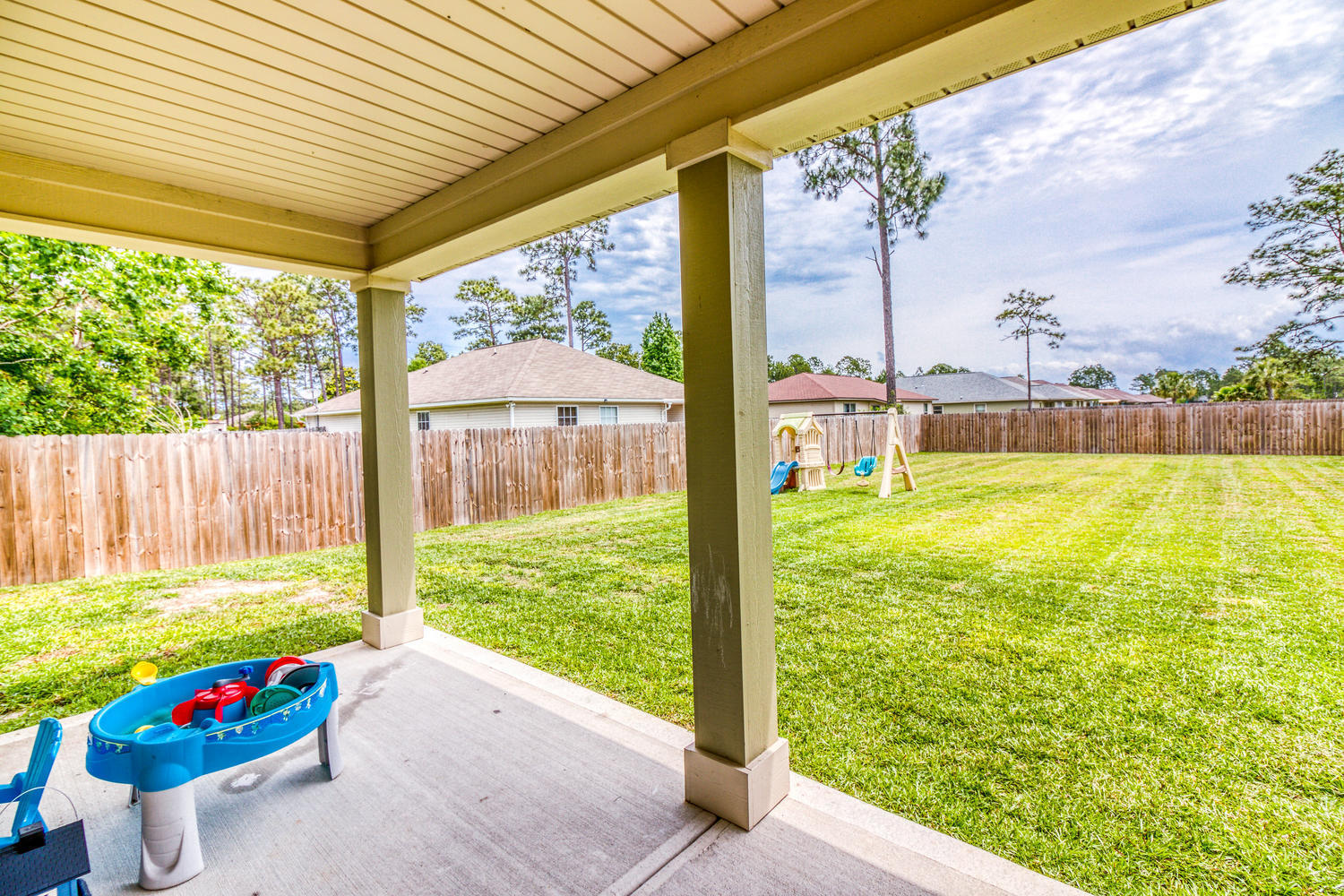 NAVARRE S/D 2ND ADDN - Residential