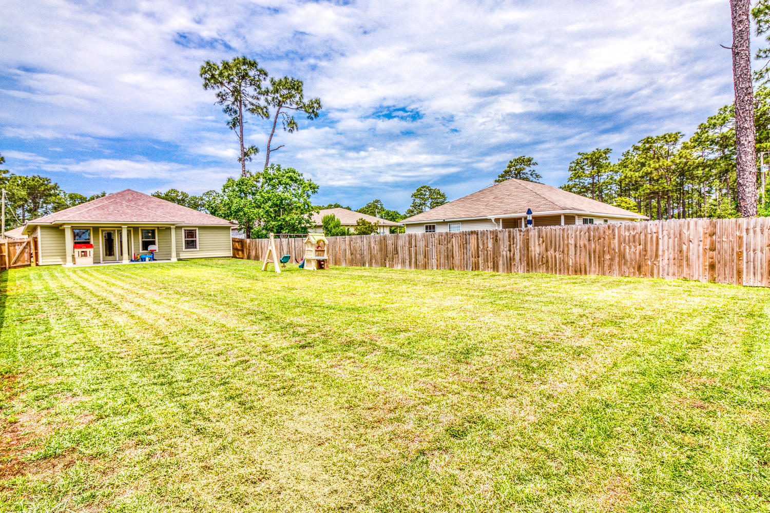 NAVARRE S/D 2ND ADDN - Residential