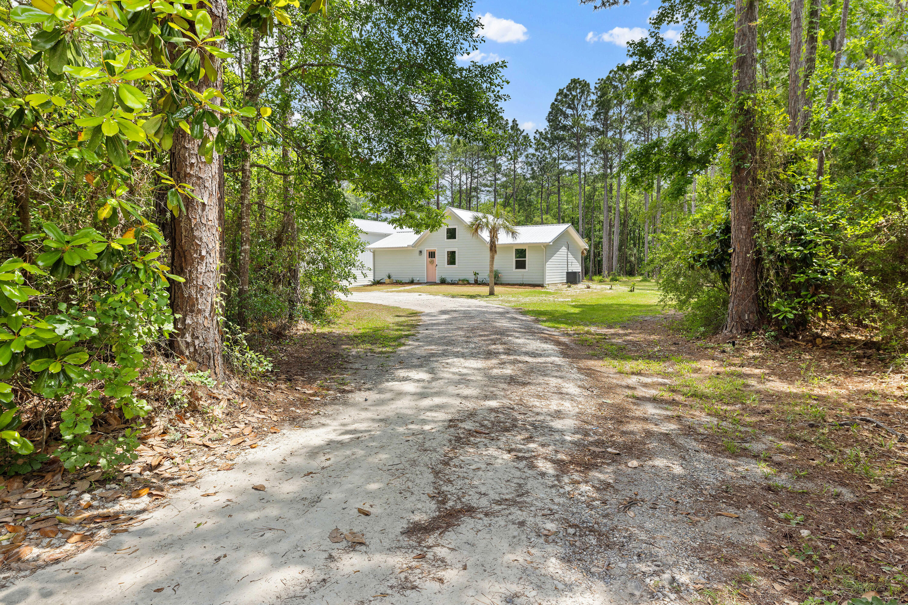 1807 Chat Holly Rd - Residential