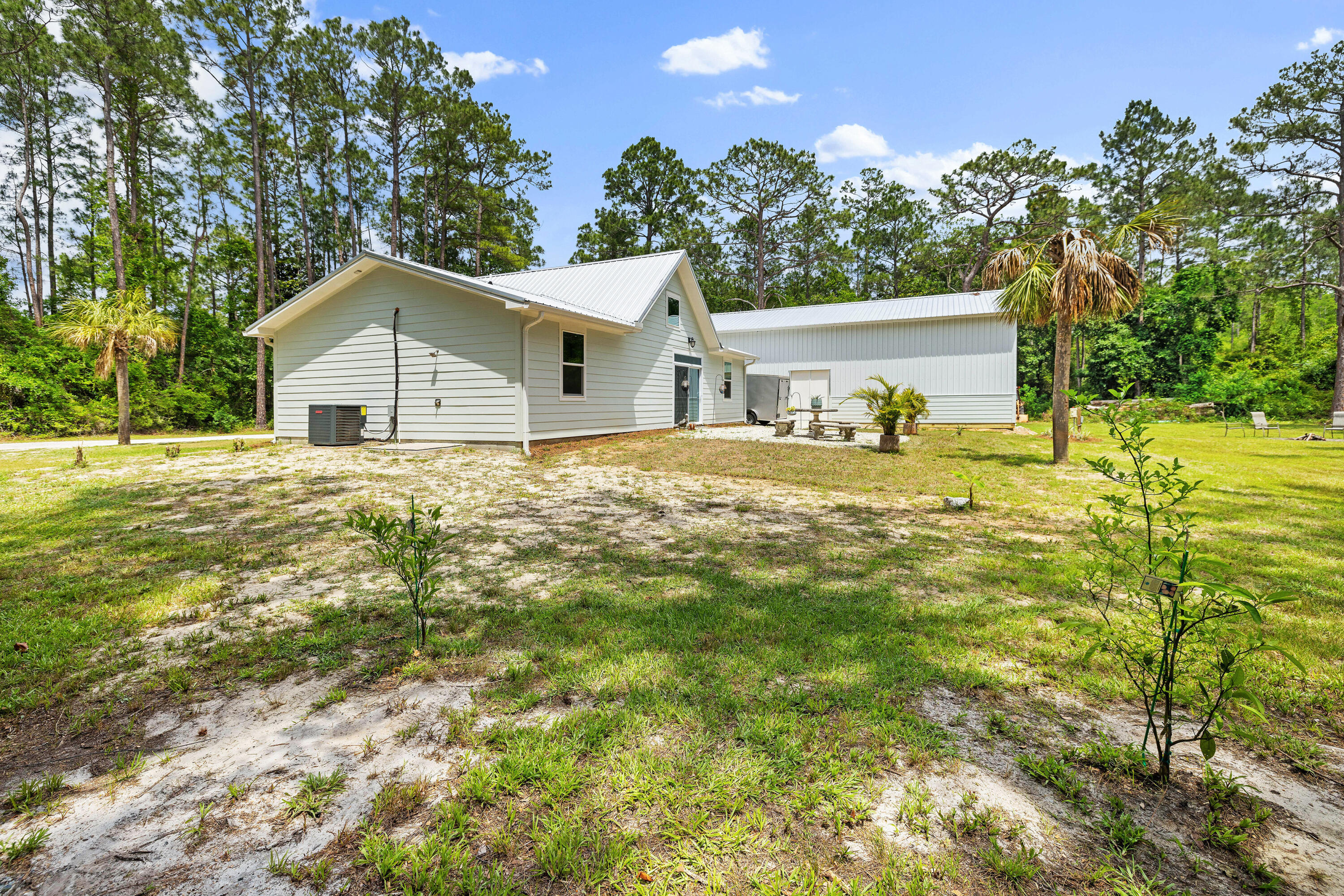 1807 Chat Holly Rd - Residential