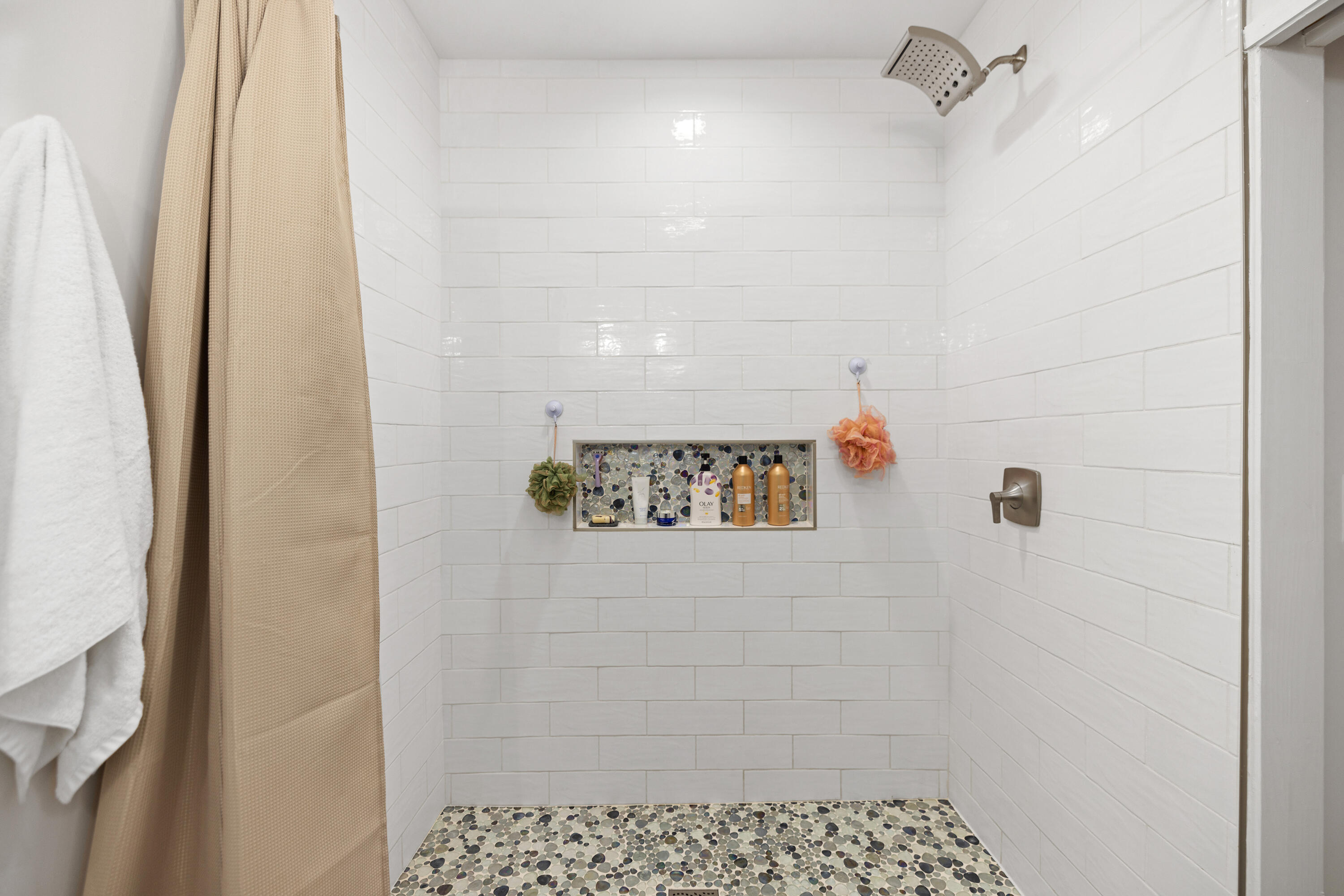 1807 Chat Holly Rd - Residential