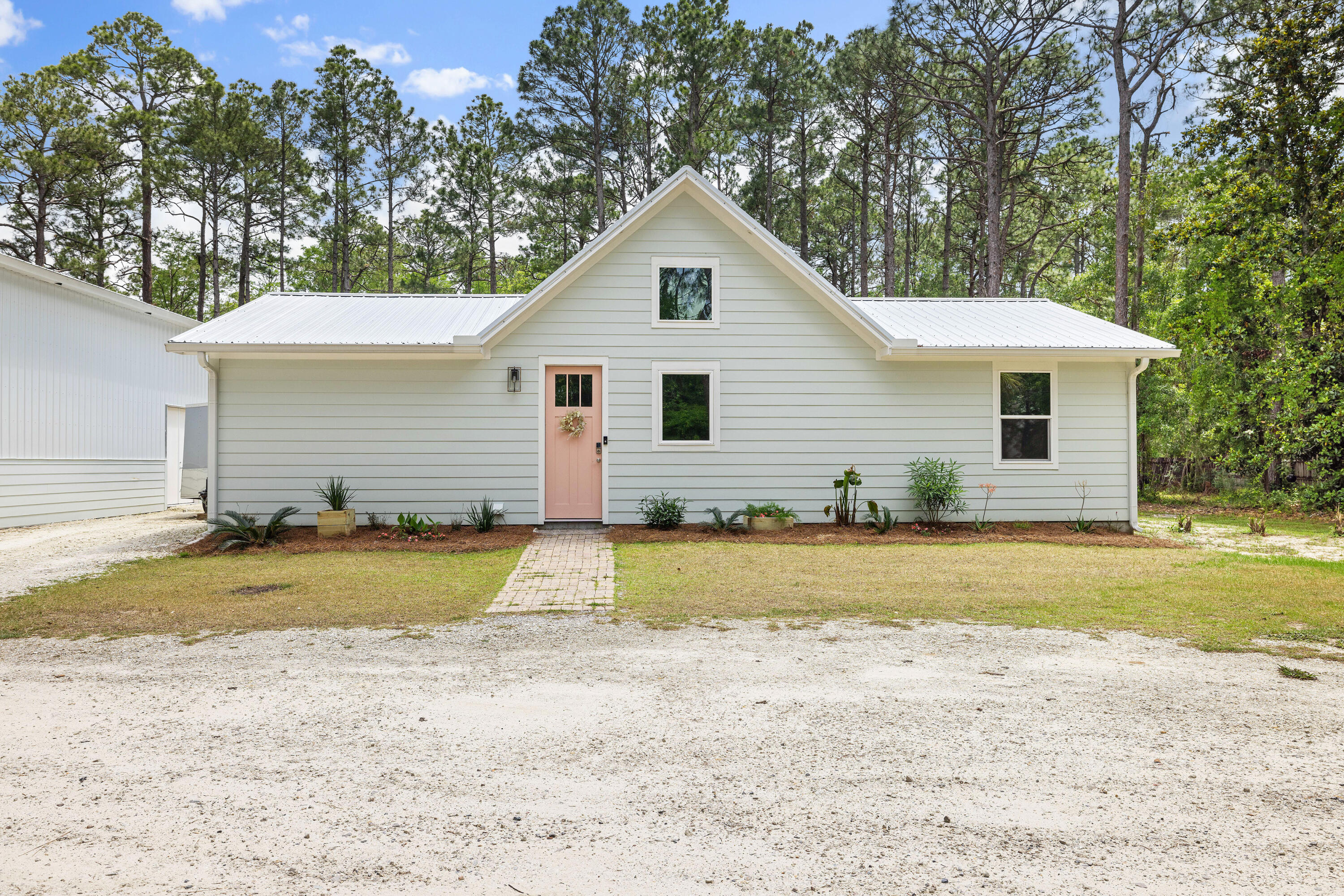 1807 Chat Holly Rd - Residential