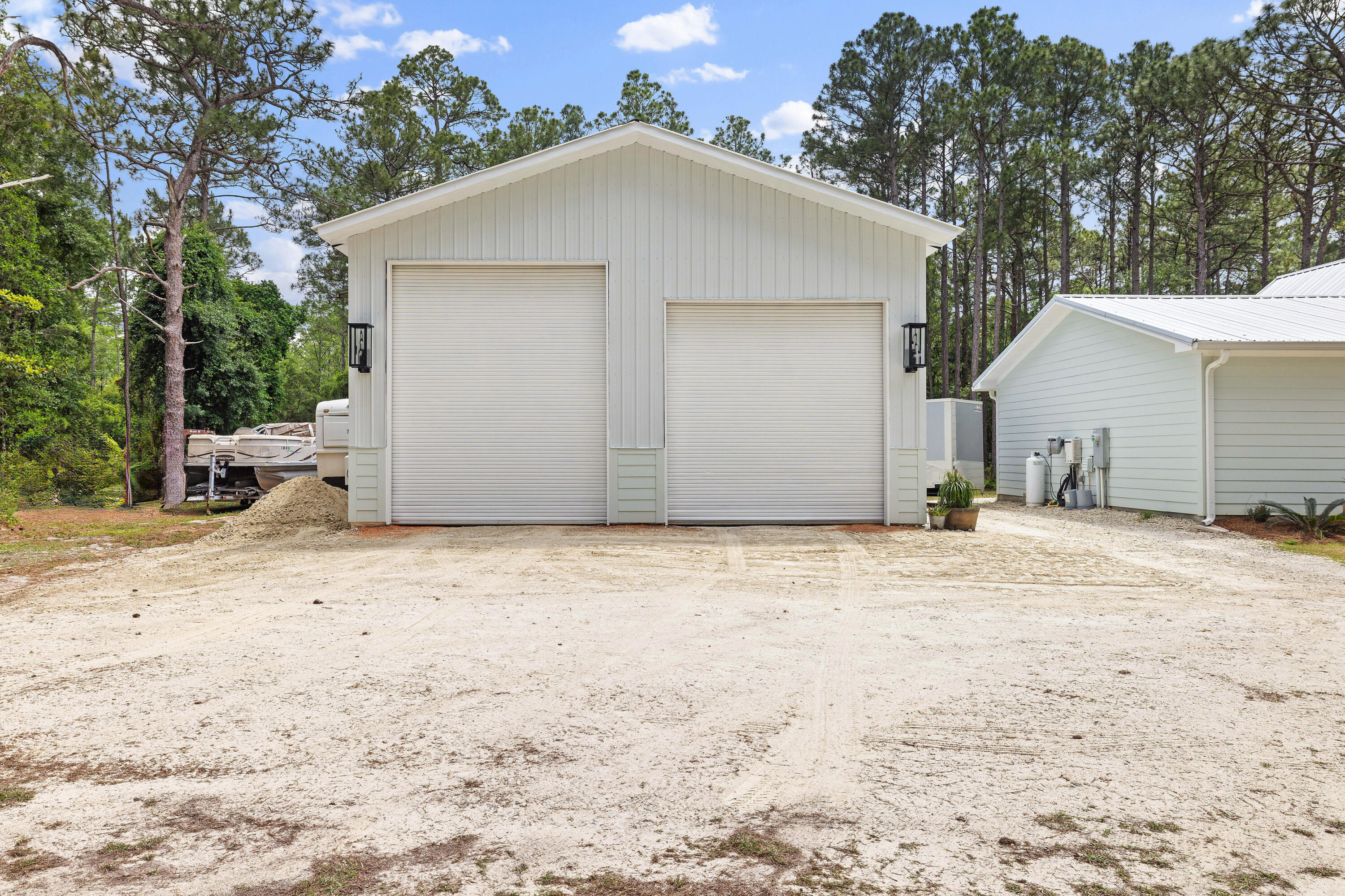 1807 Chat Holly Rd - Residential