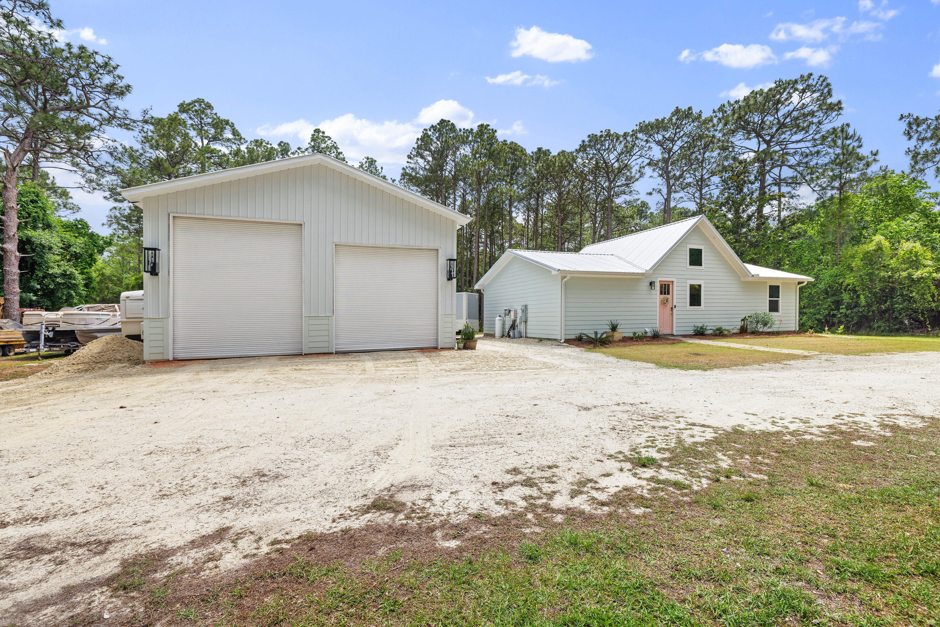 1807 Chat Holly Rd - Residential