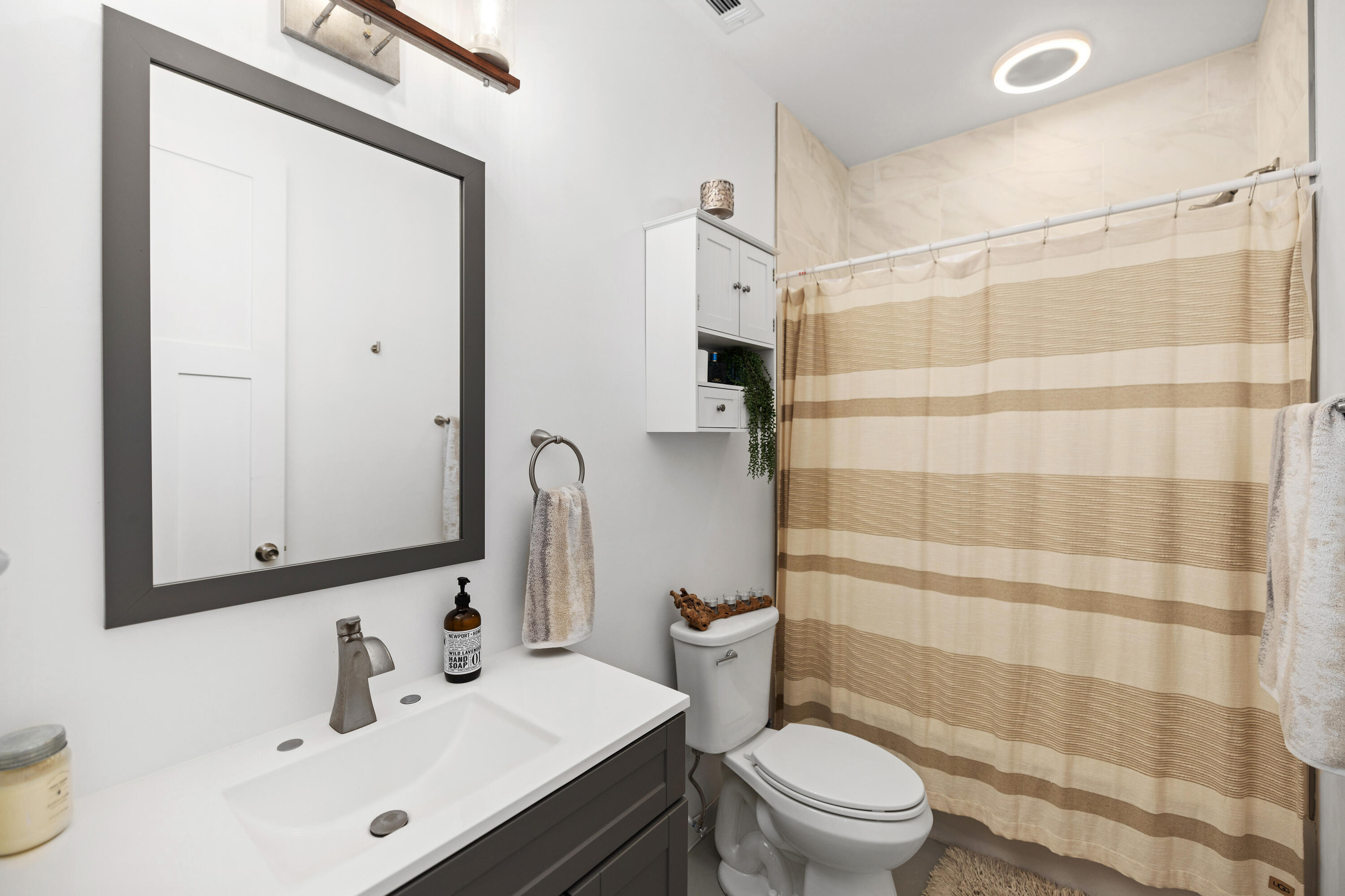 1807 Chat Holly Rd - Residential