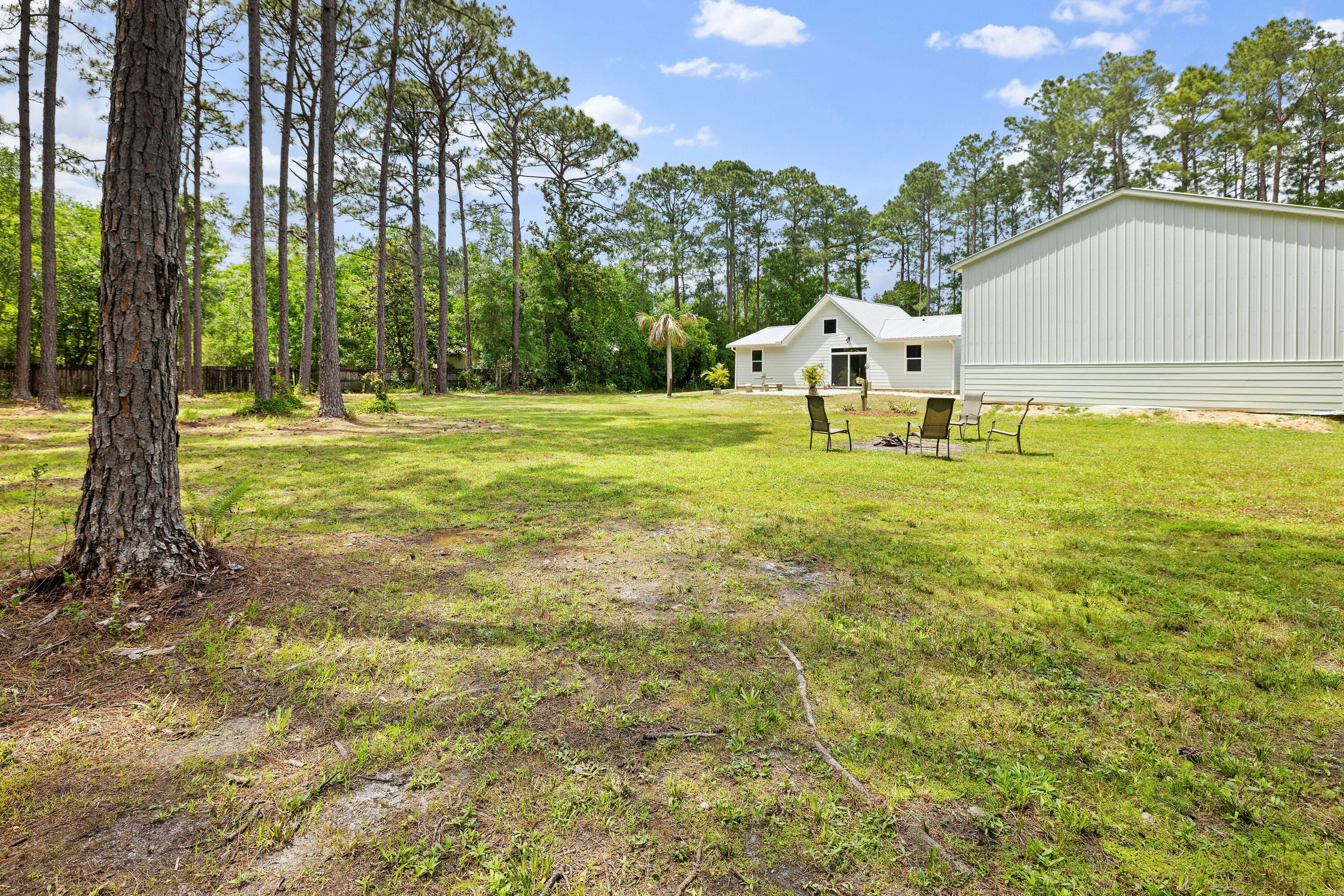 1807 Chat Holly Rd - Residential