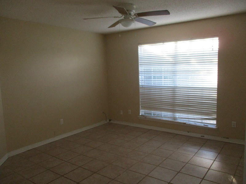 COUNTRYVIEW ESTATES 9TH ADDN - Residential