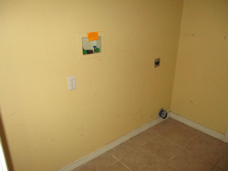 COUNTRYVIEW ESTATES 9TH ADDN - Residential