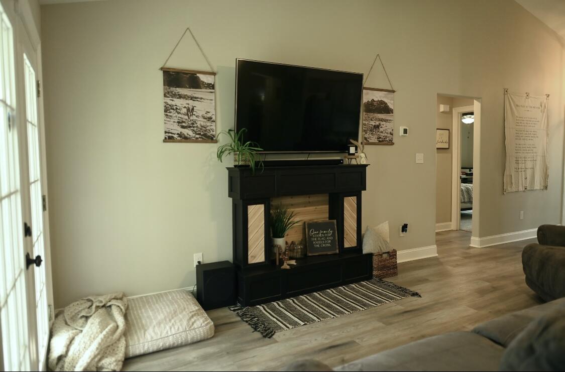 EAST BAY HEIGHTS - Residential