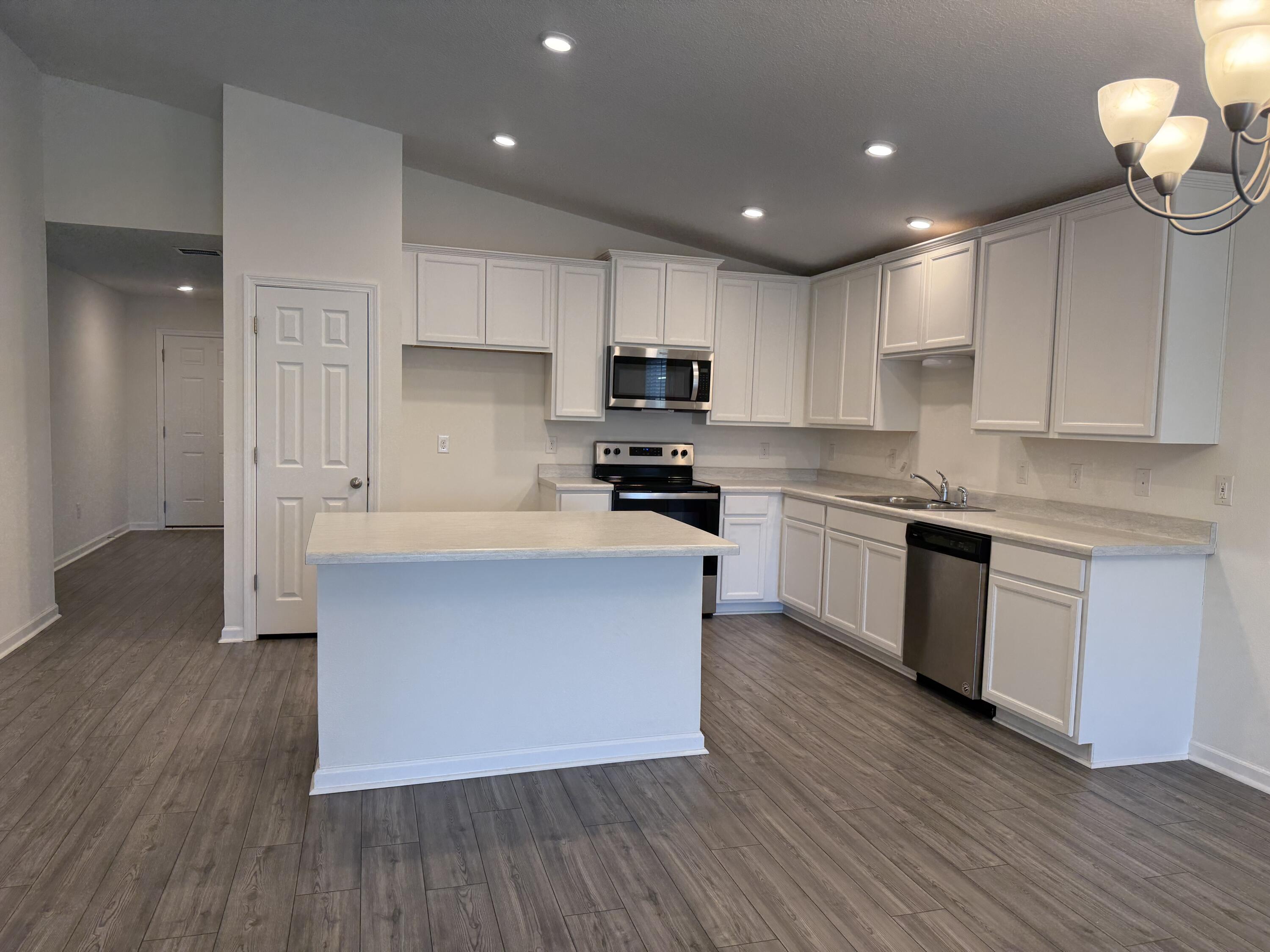 Lafayette Creek Landing - Residential