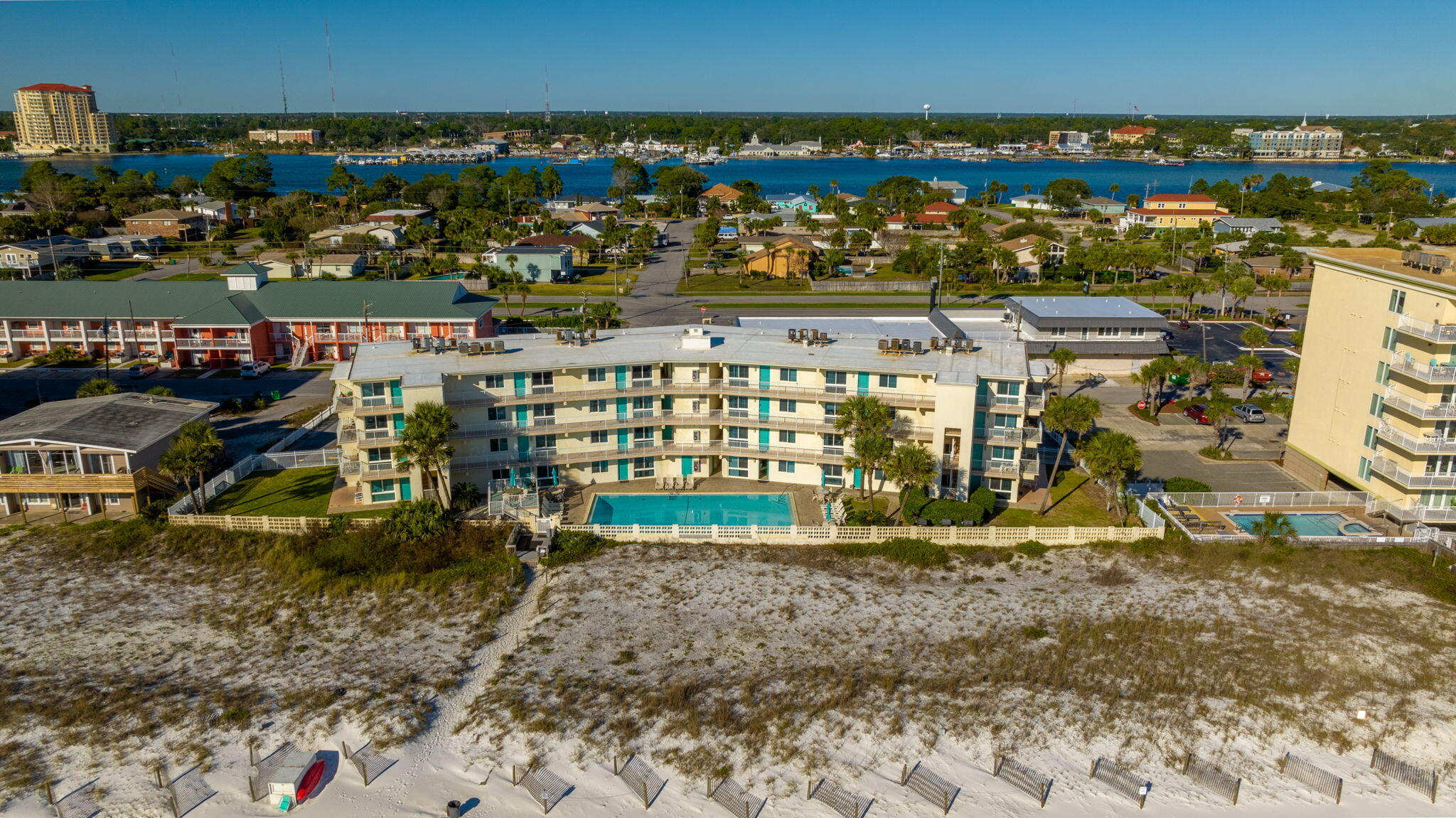 AQUA VILLA - Residential