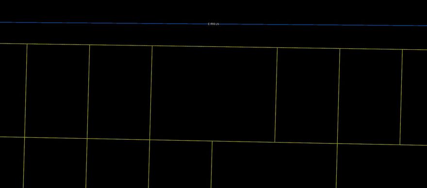 Nice vacant lot with trees in the Mossy Head Community.  Appx. 80'x125' lot.