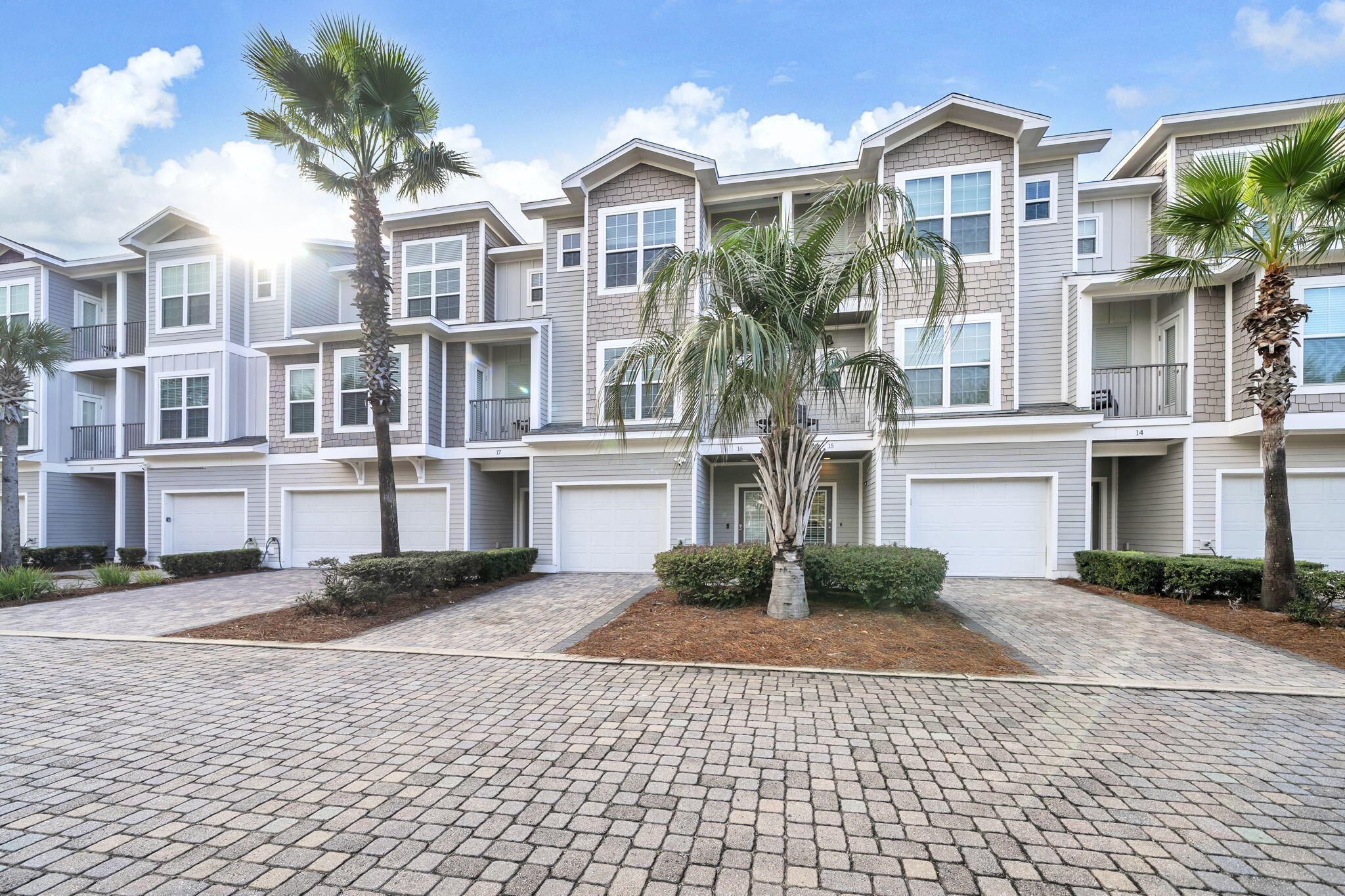 Driftwood Drive Townhomes - Residential