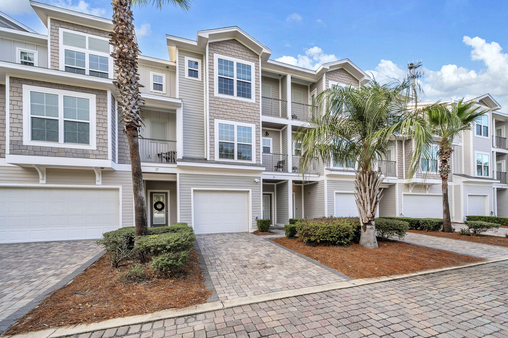 Driftwood Drive Townhomes - Residential