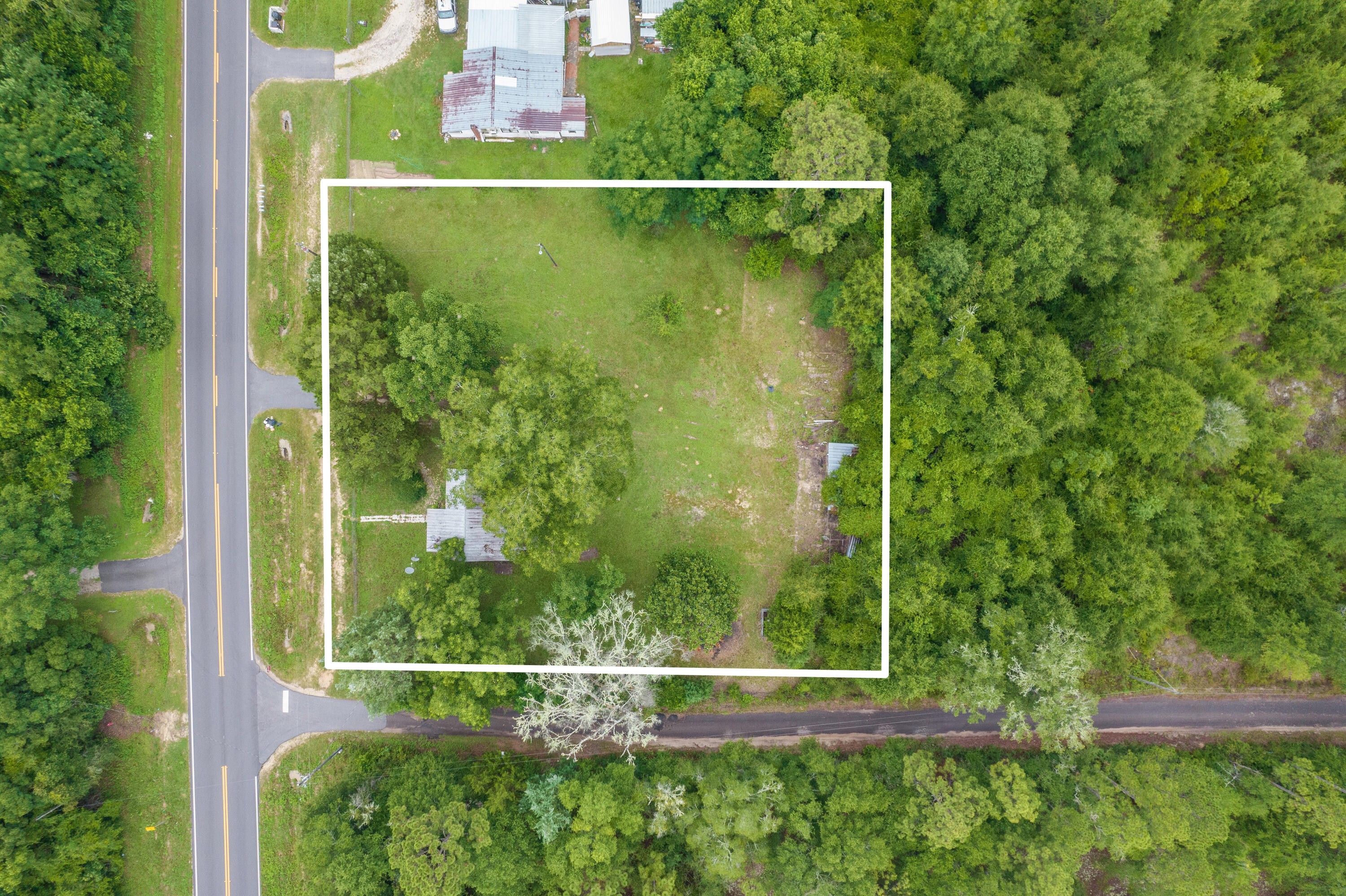 METES & BOUNDS - Land