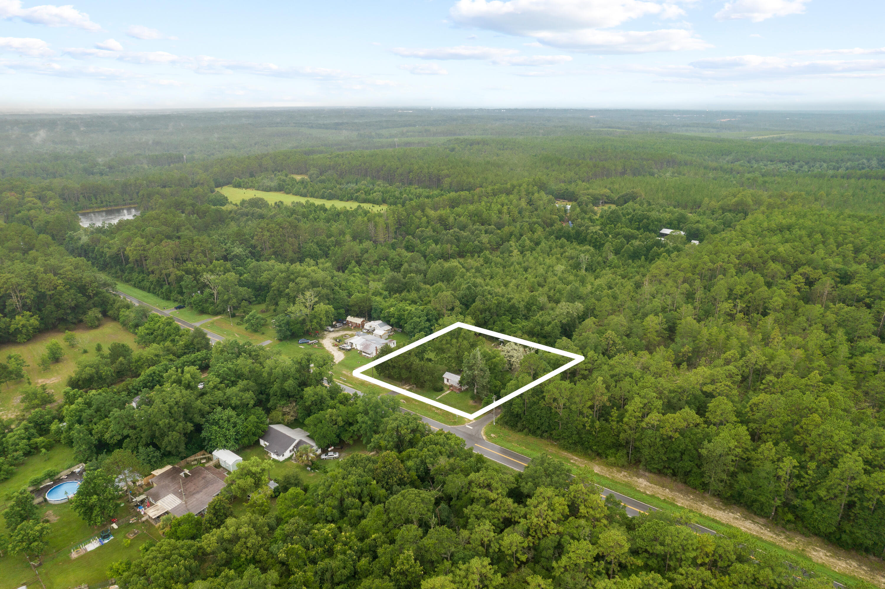 METES & BOUNDS - Land