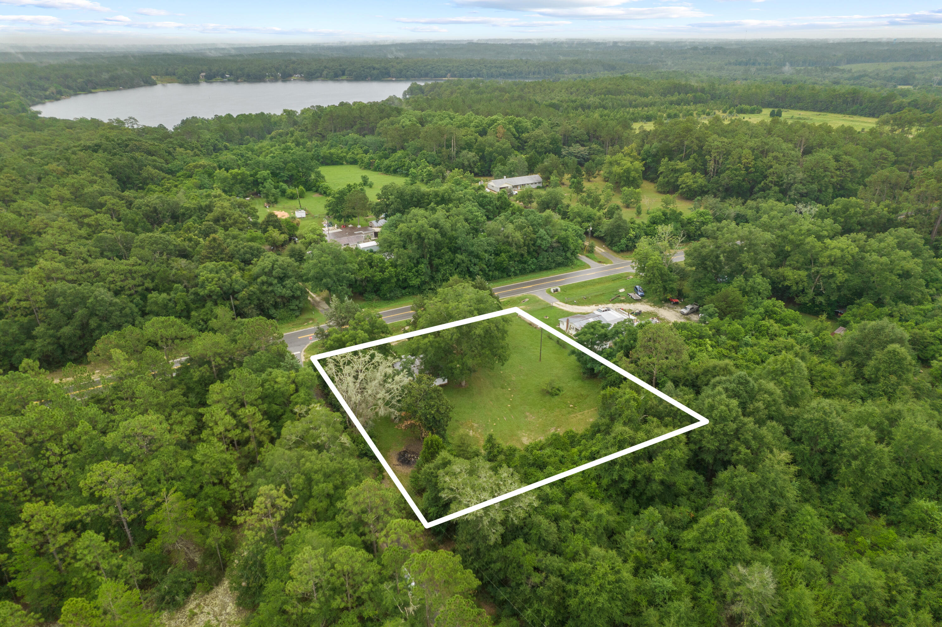 METES & BOUNDS - Land