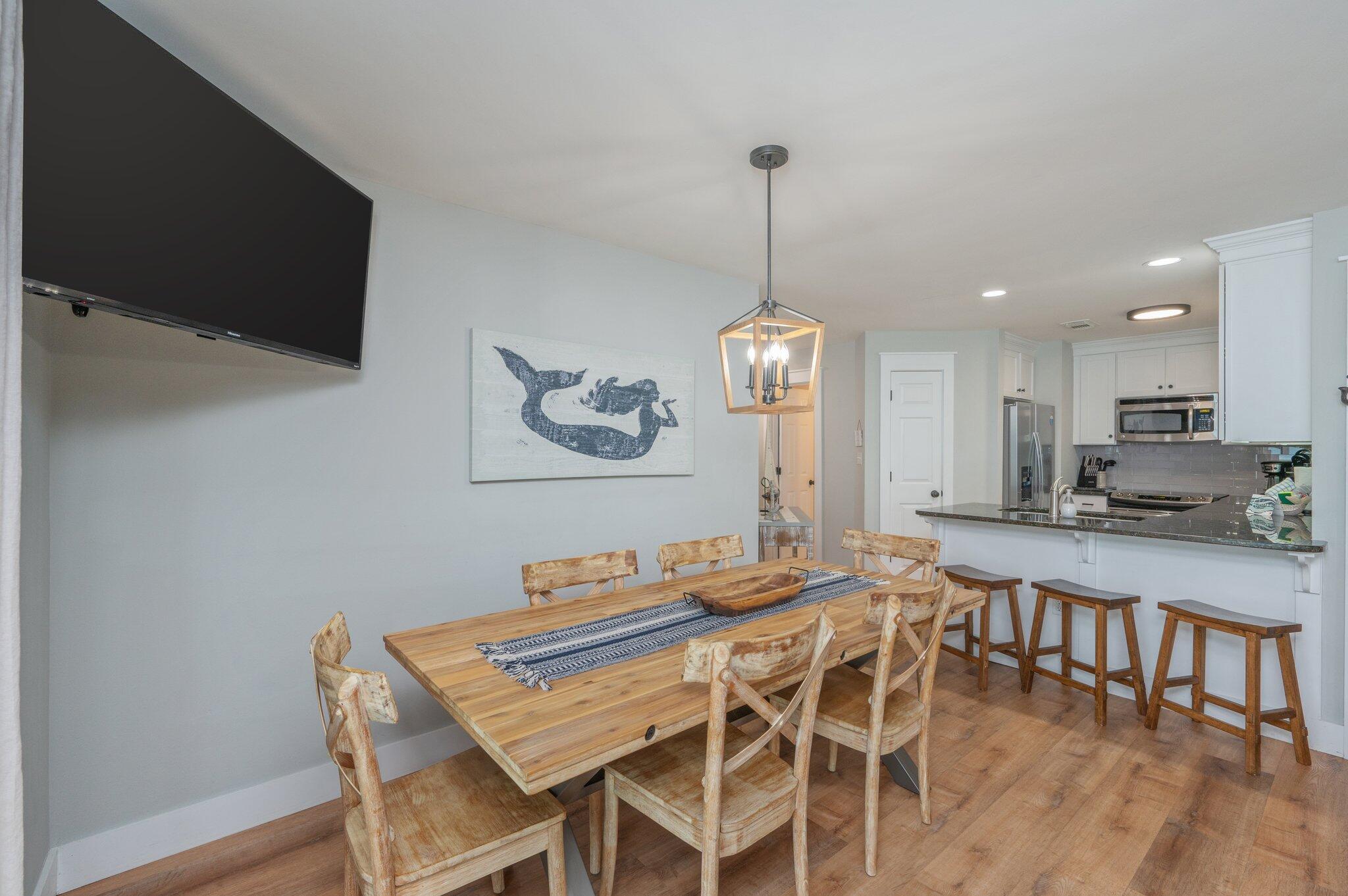 BEACHSIDE VILLAS CONDO - Residential