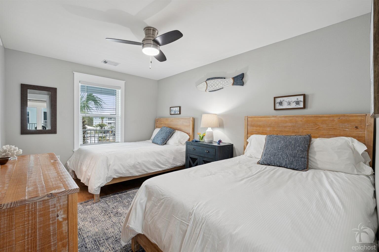 BEACHSIDE VILLAS CONDO - Residential
