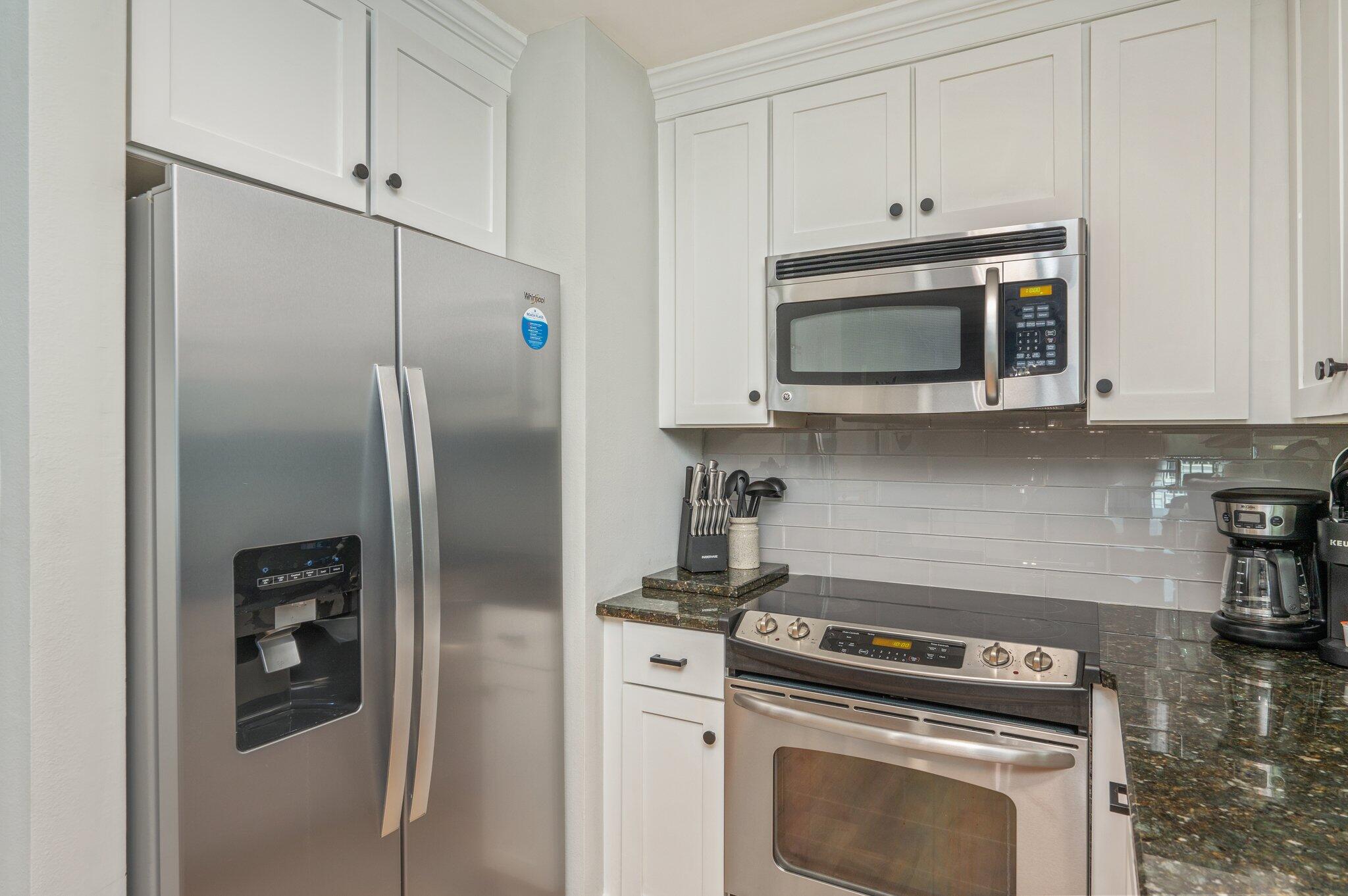 BEACHSIDE VILLAS CONDO - Residential