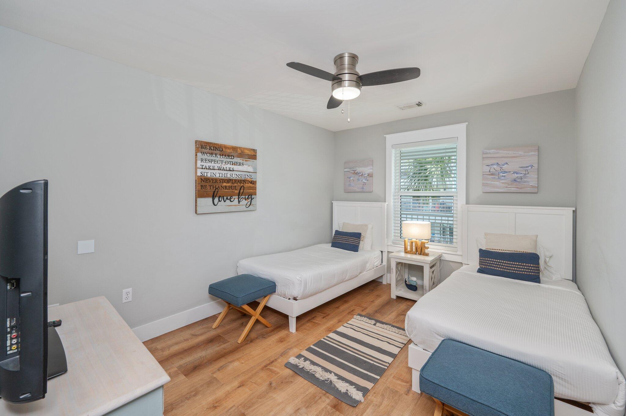 BEACHSIDE VILLAS CONDO - Residential
