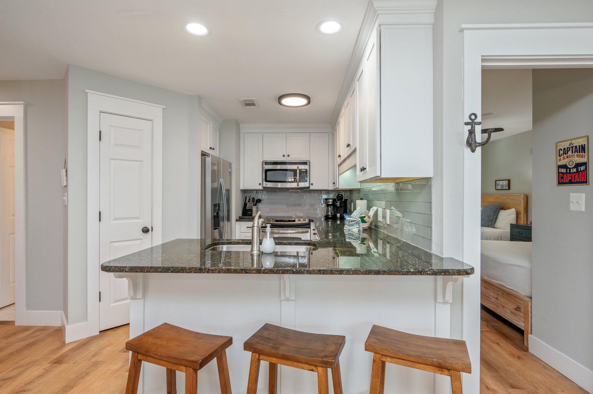 BEACHSIDE VILLAS CONDO - Residential
