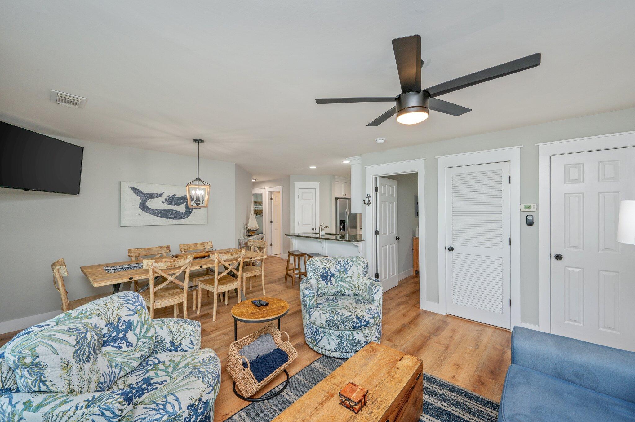 BEACHSIDE VILLAS CONDO - Residential