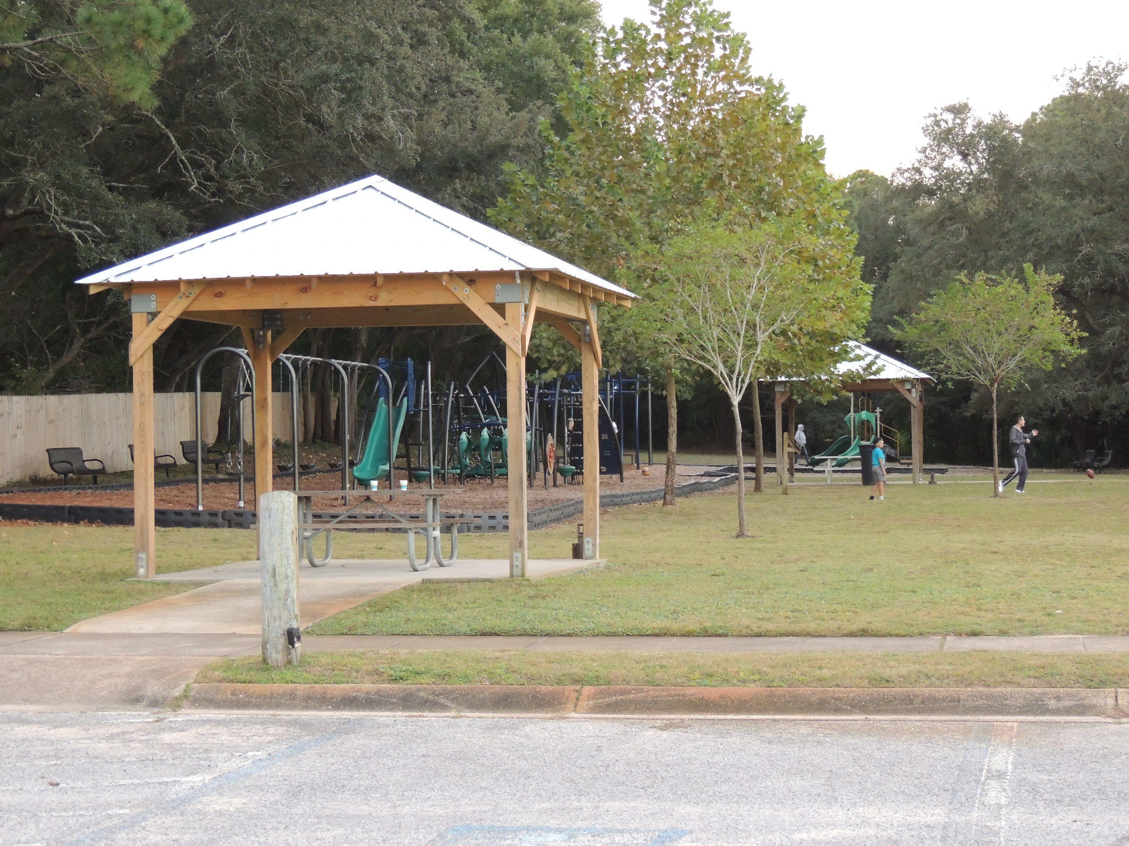 ELLIOTTS POINT 8TH ADDN - Residential