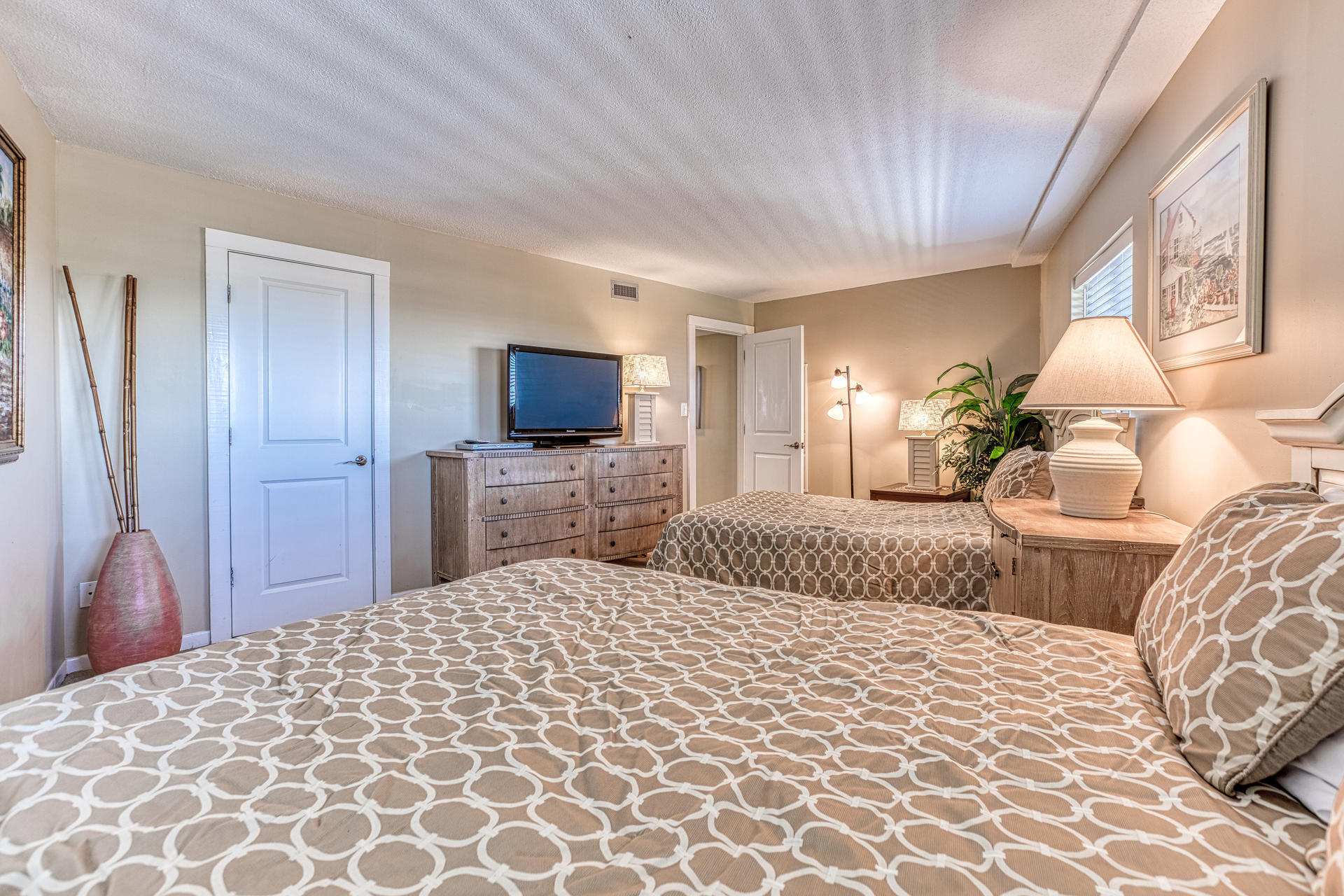 EDGEWATER BEACH CONDO PH 1 - Residential